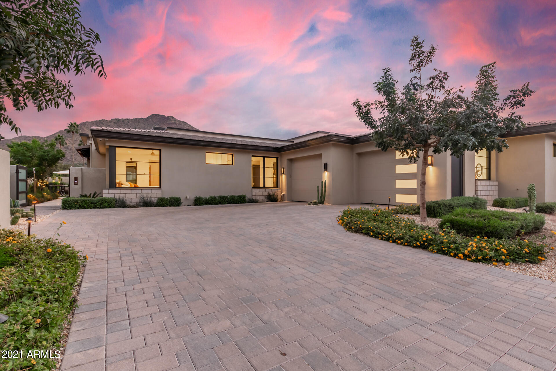 THE VILLAGE AT MOUNTAIN SHADOWS - Residential