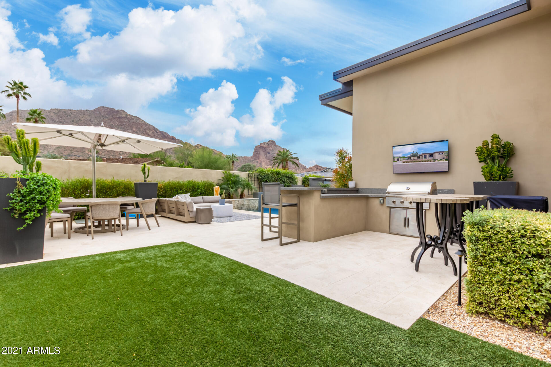 THE VILLAGE AT MOUNTAIN SHADOWS - Residential