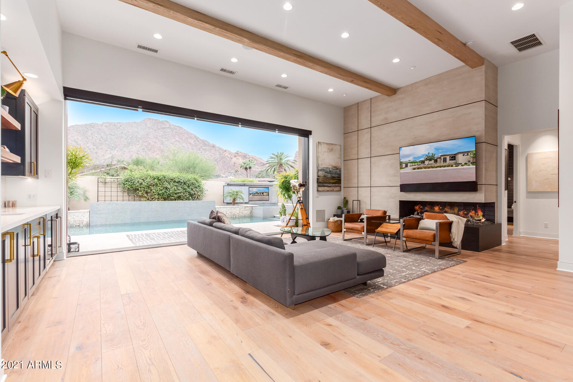 THE VILLAGE AT MOUNTAIN SHADOWS - Residential