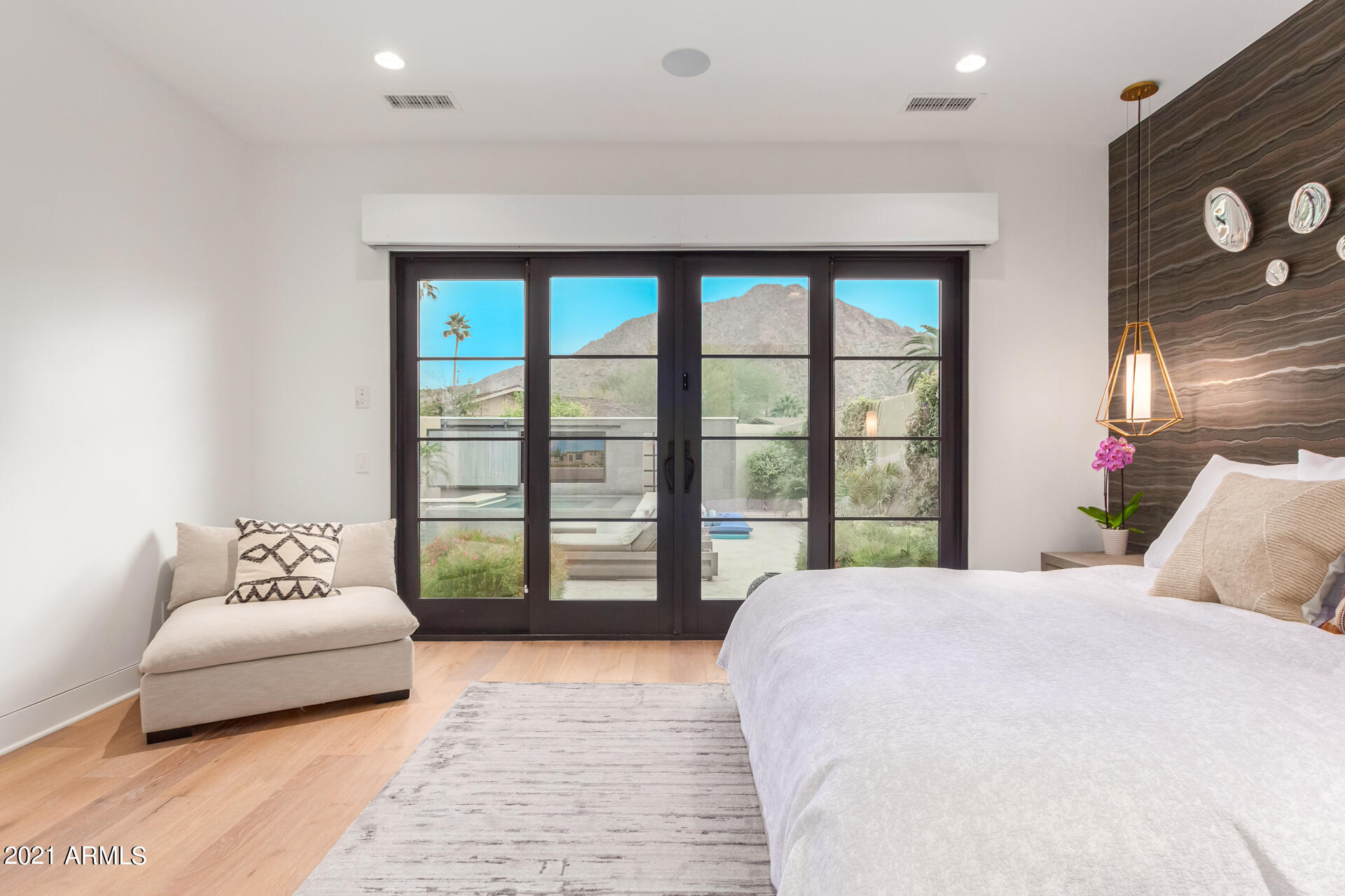 THE VILLAGE AT MOUNTAIN SHADOWS - Residential