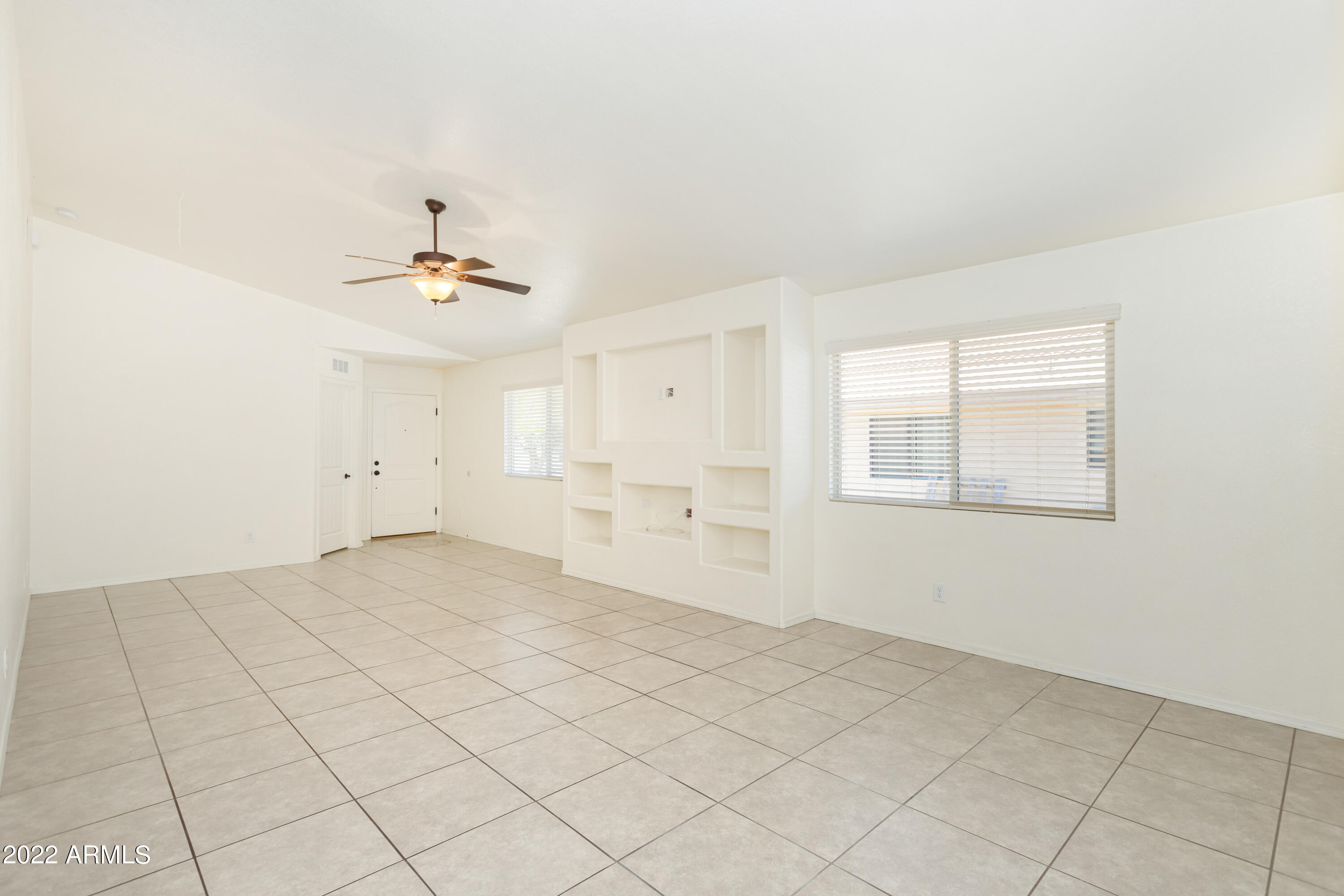CAMPSTONE - Residential