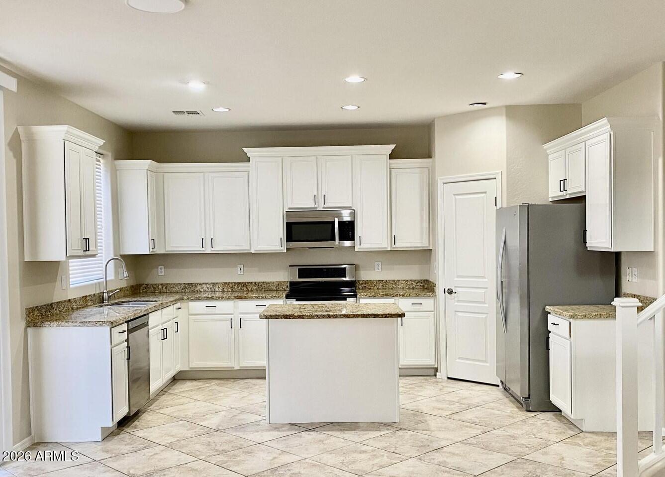 SONORAN MOUNTAIN RANCH PARCEL 2 - Residential Lease