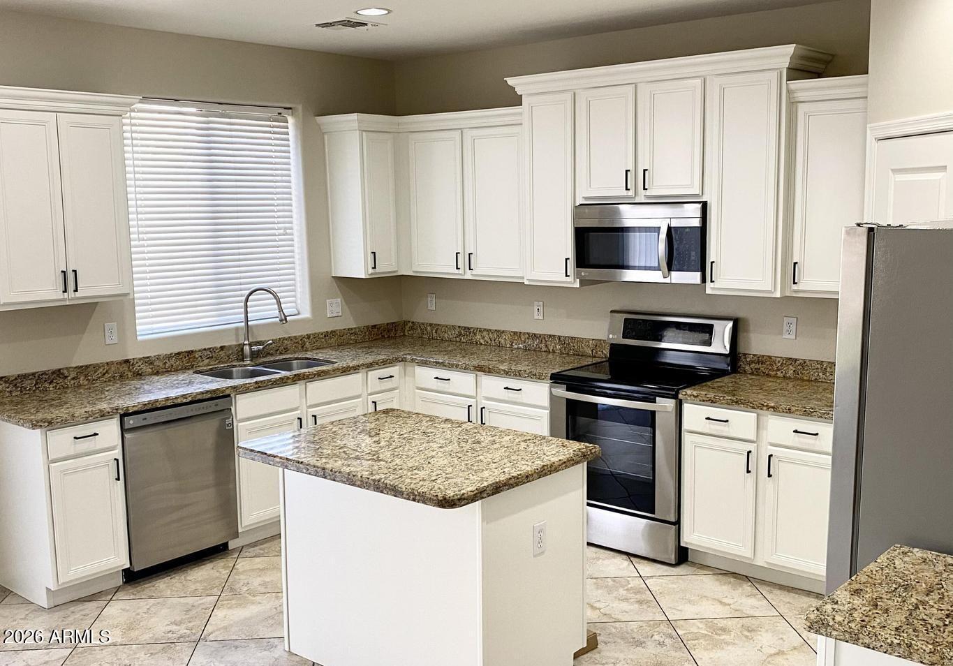SONORAN MOUNTAIN RANCH PARCEL 2 - Residential Lease