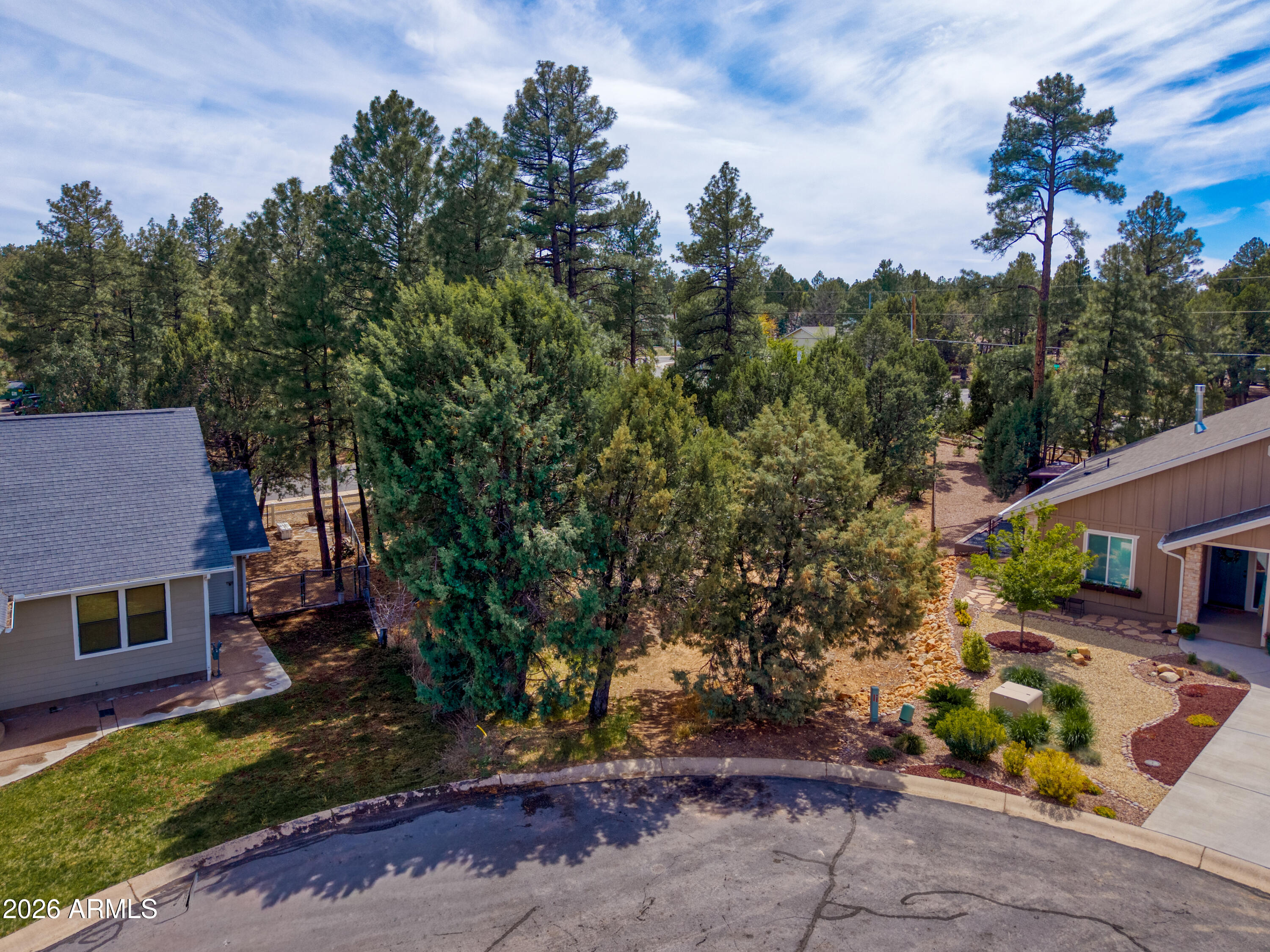 PINERIDGE PARK UNIT 1 - Land