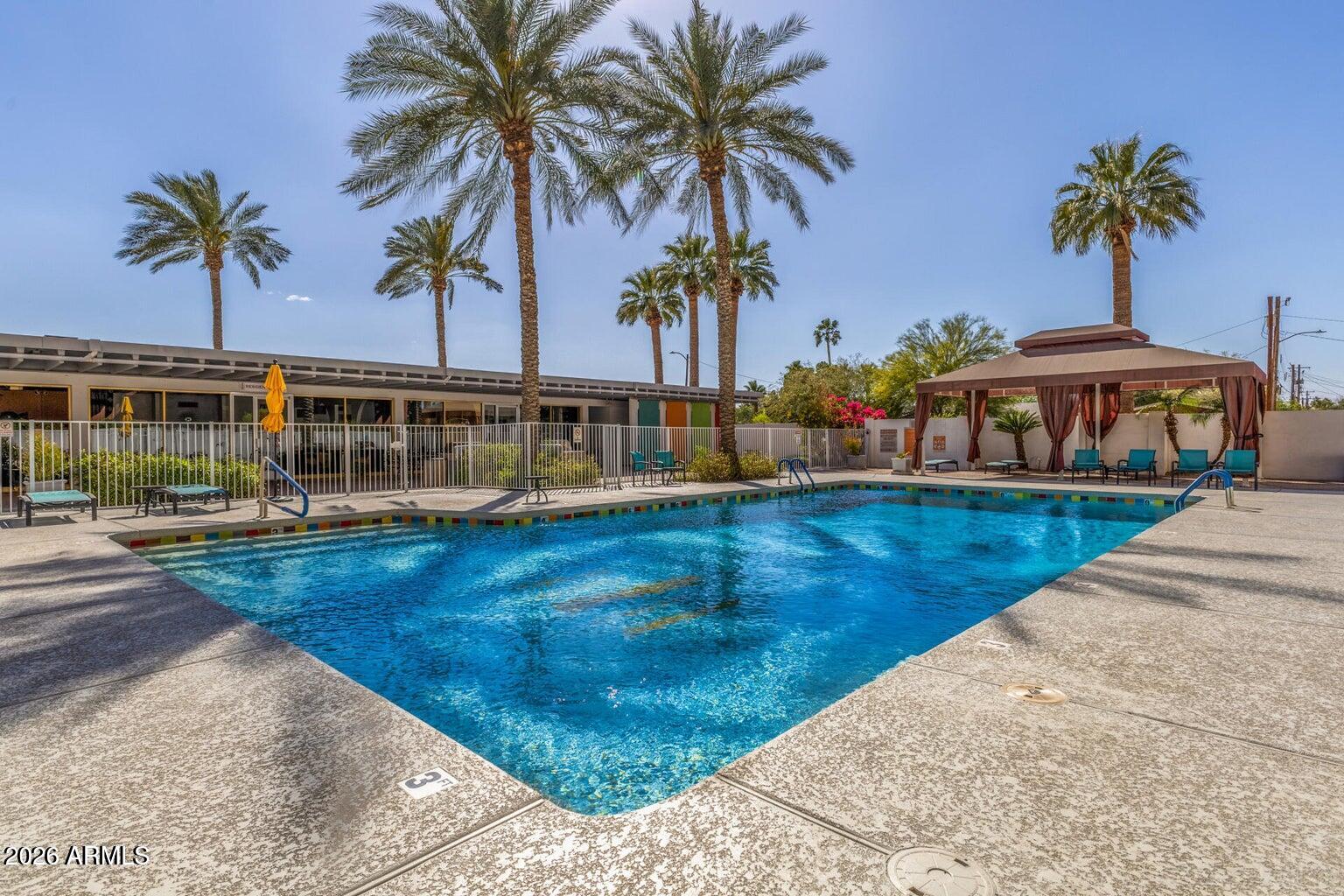 LANDMARK TOWERS CONDOMINIUM - Residential