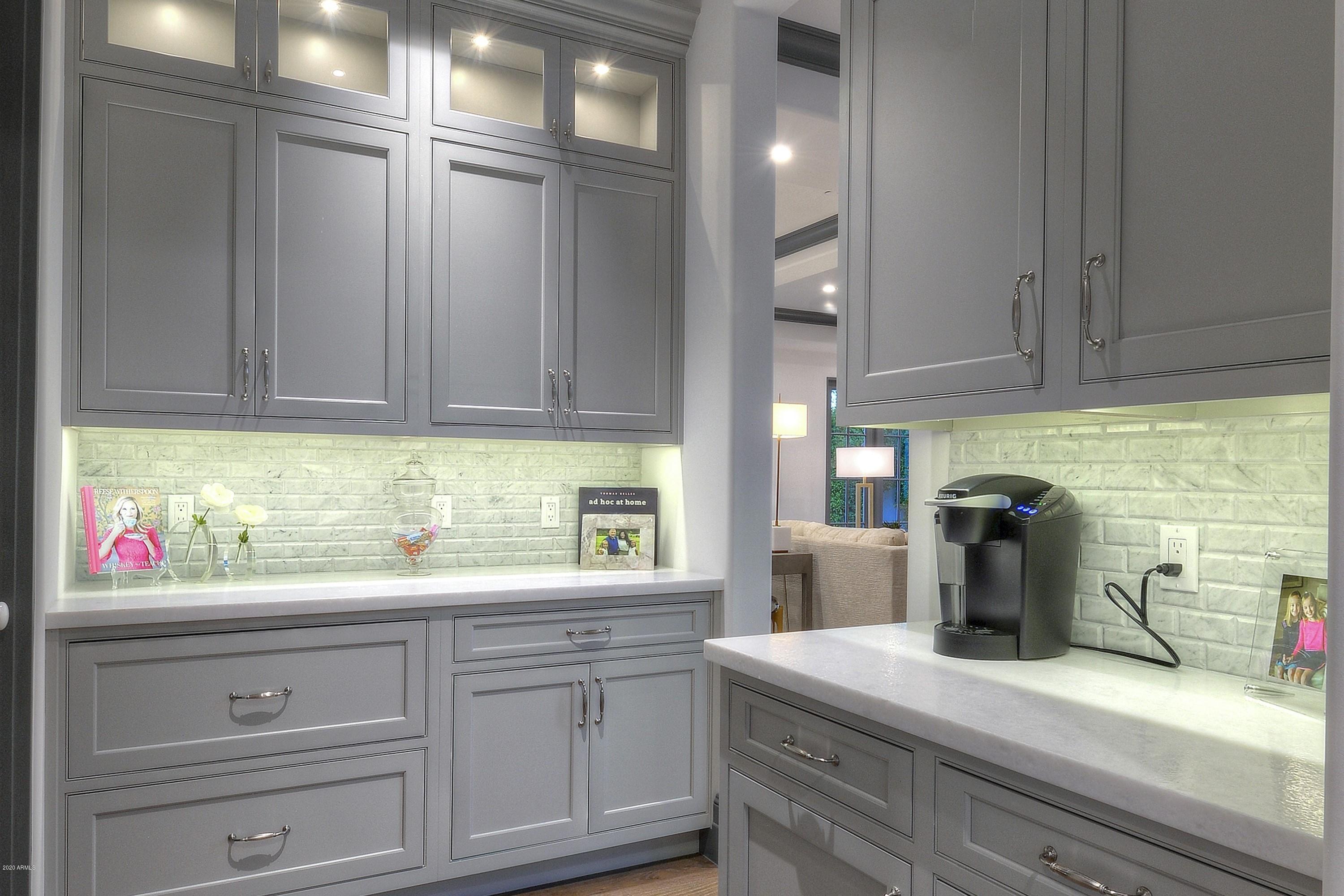 DEL RAY ESTATES - Residential