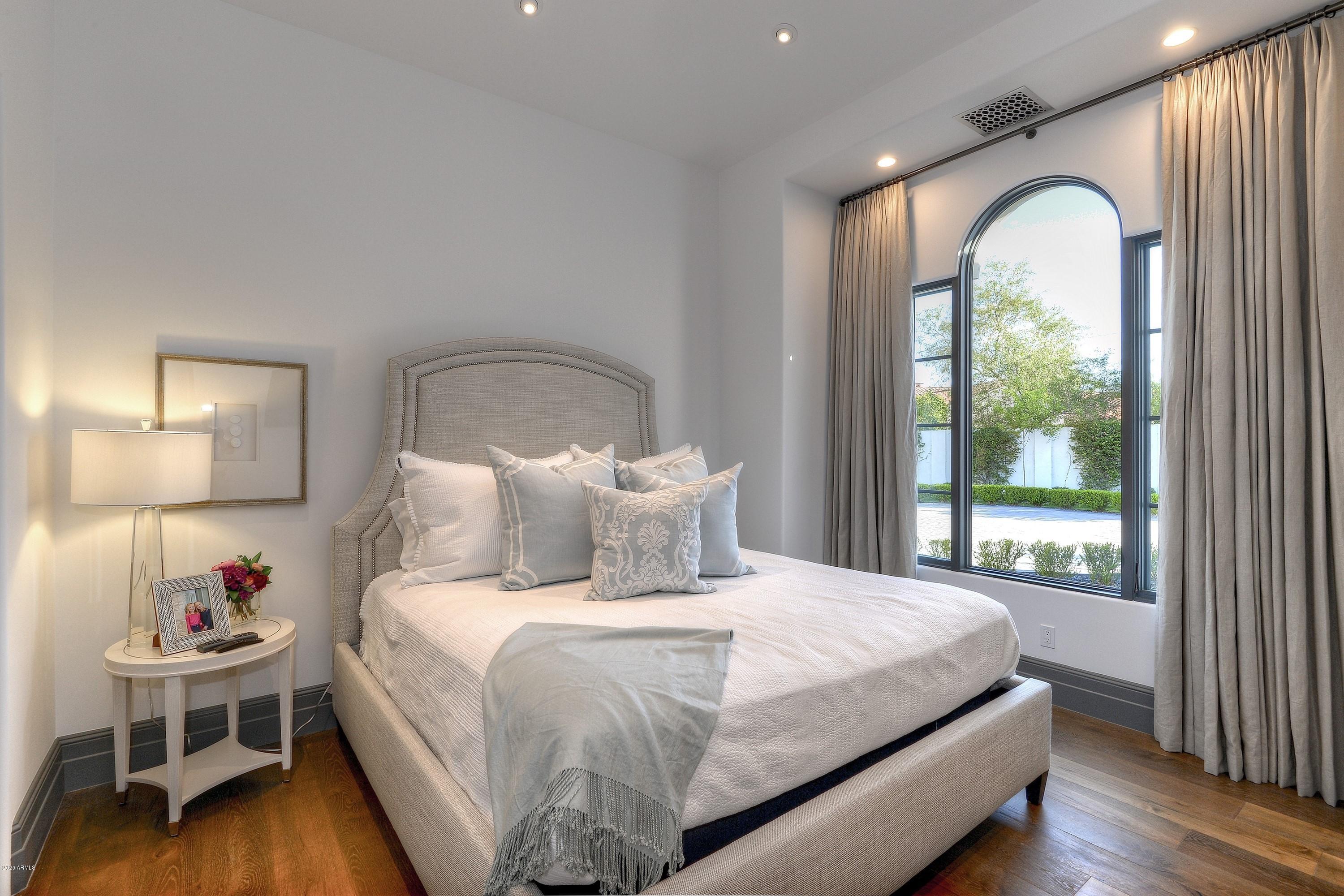 DEL RAY ESTATES - Residential