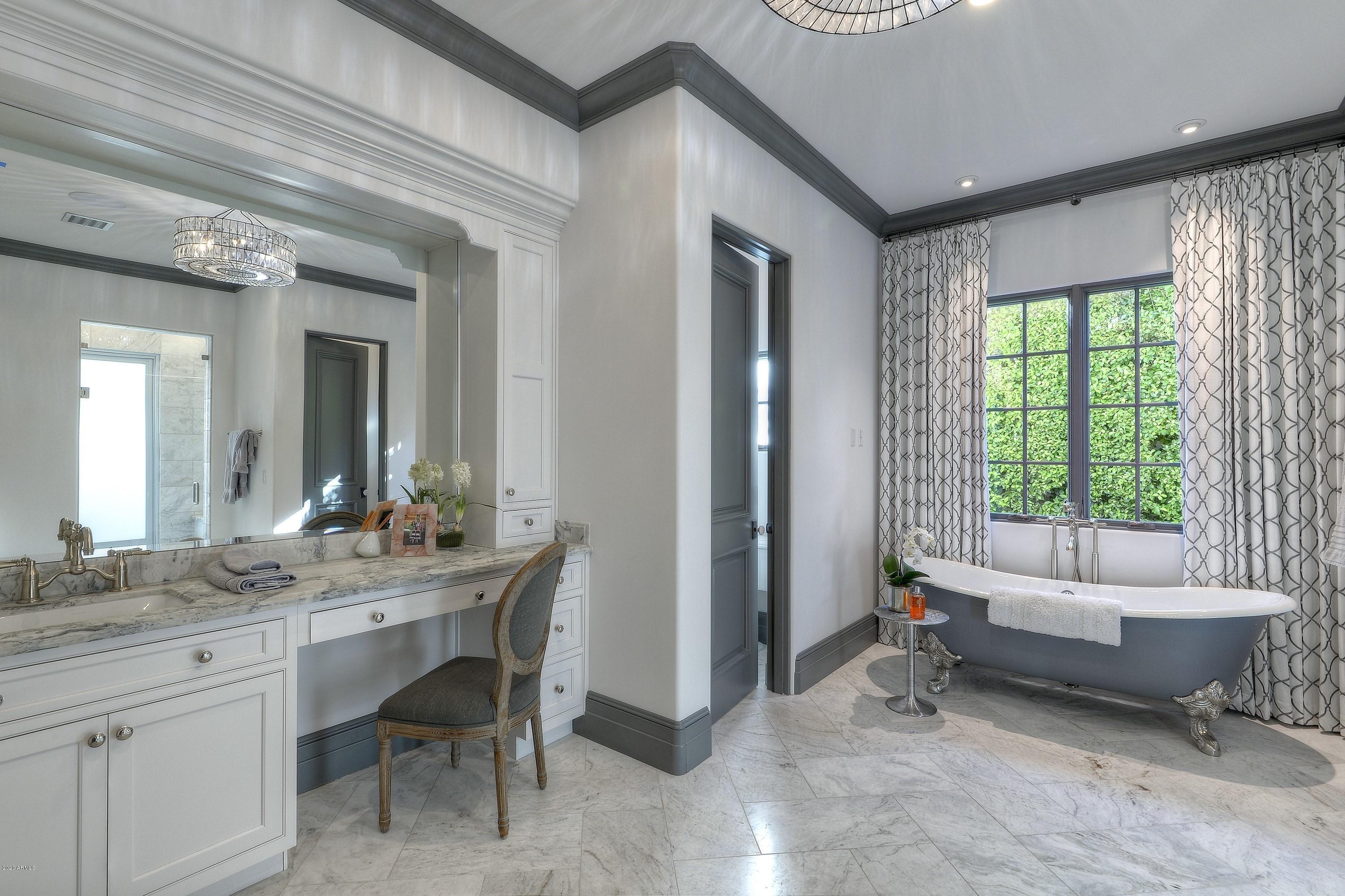 DEL RAY ESTATES - Residential
