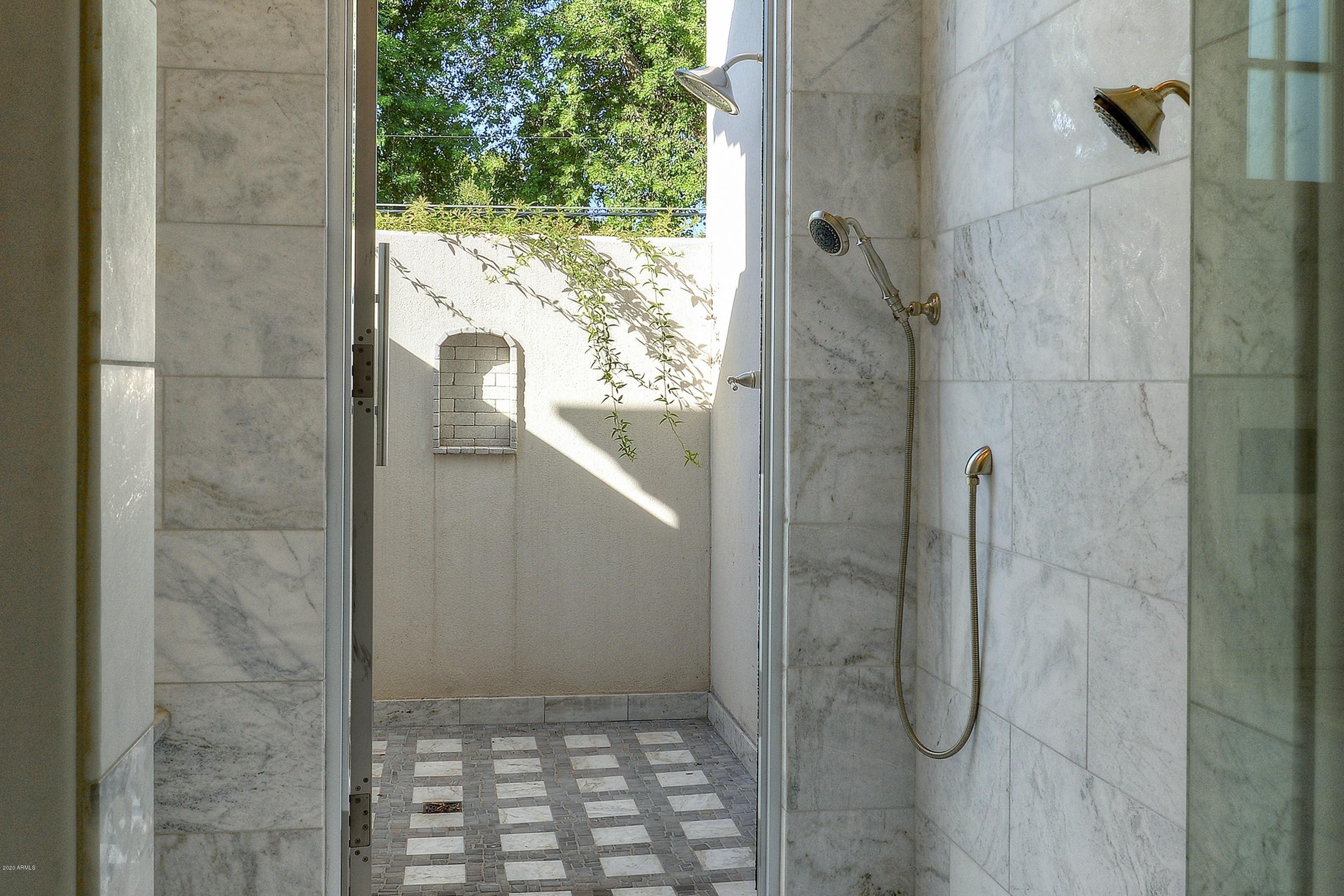 DEL RAY ESTATES - Residential