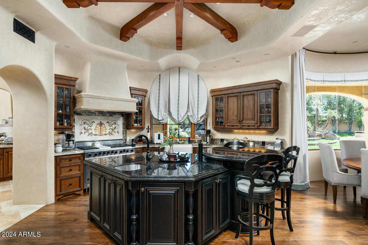 GROSSE POINTE HIGHLANDS - Residential
