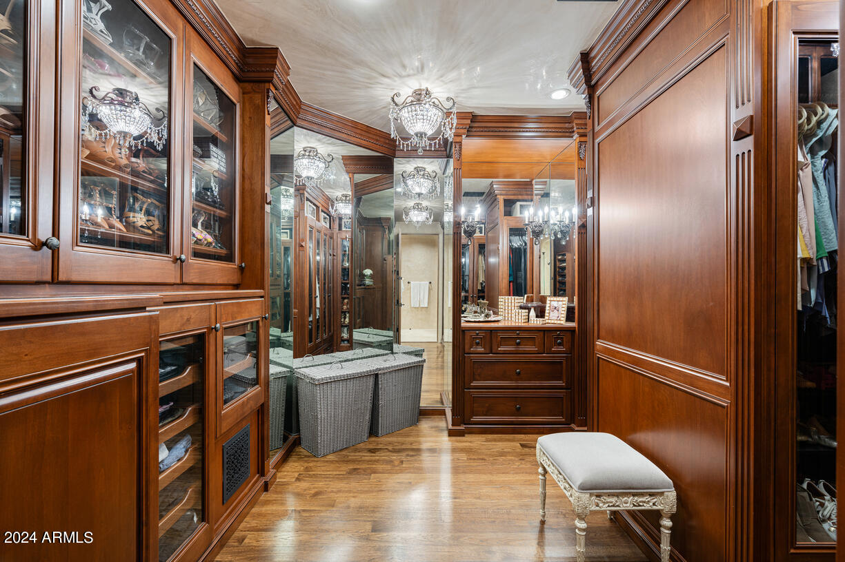 GROSSE POINTE HIGHLANDS - Residential