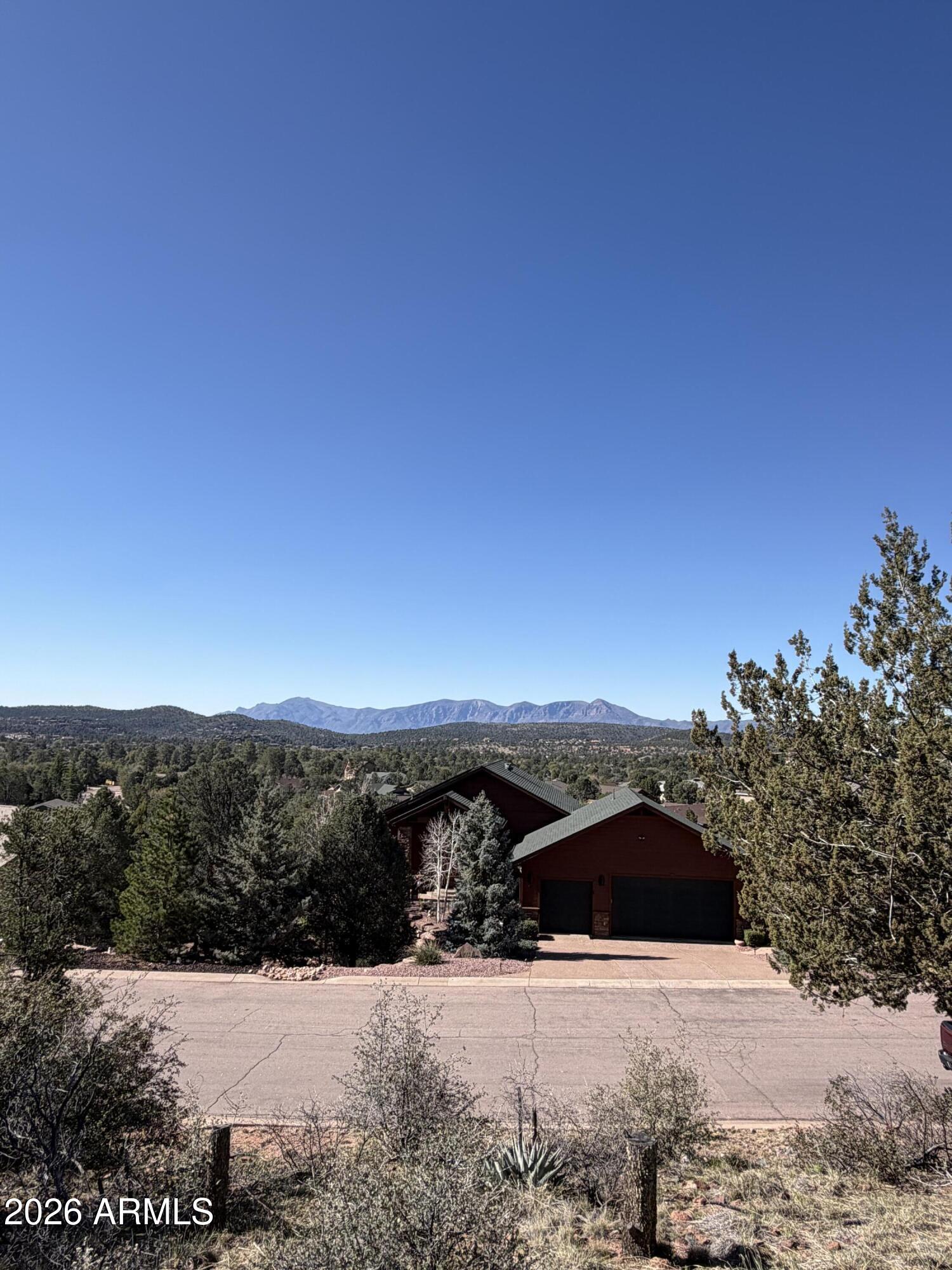 WOODHILL 2 - Land