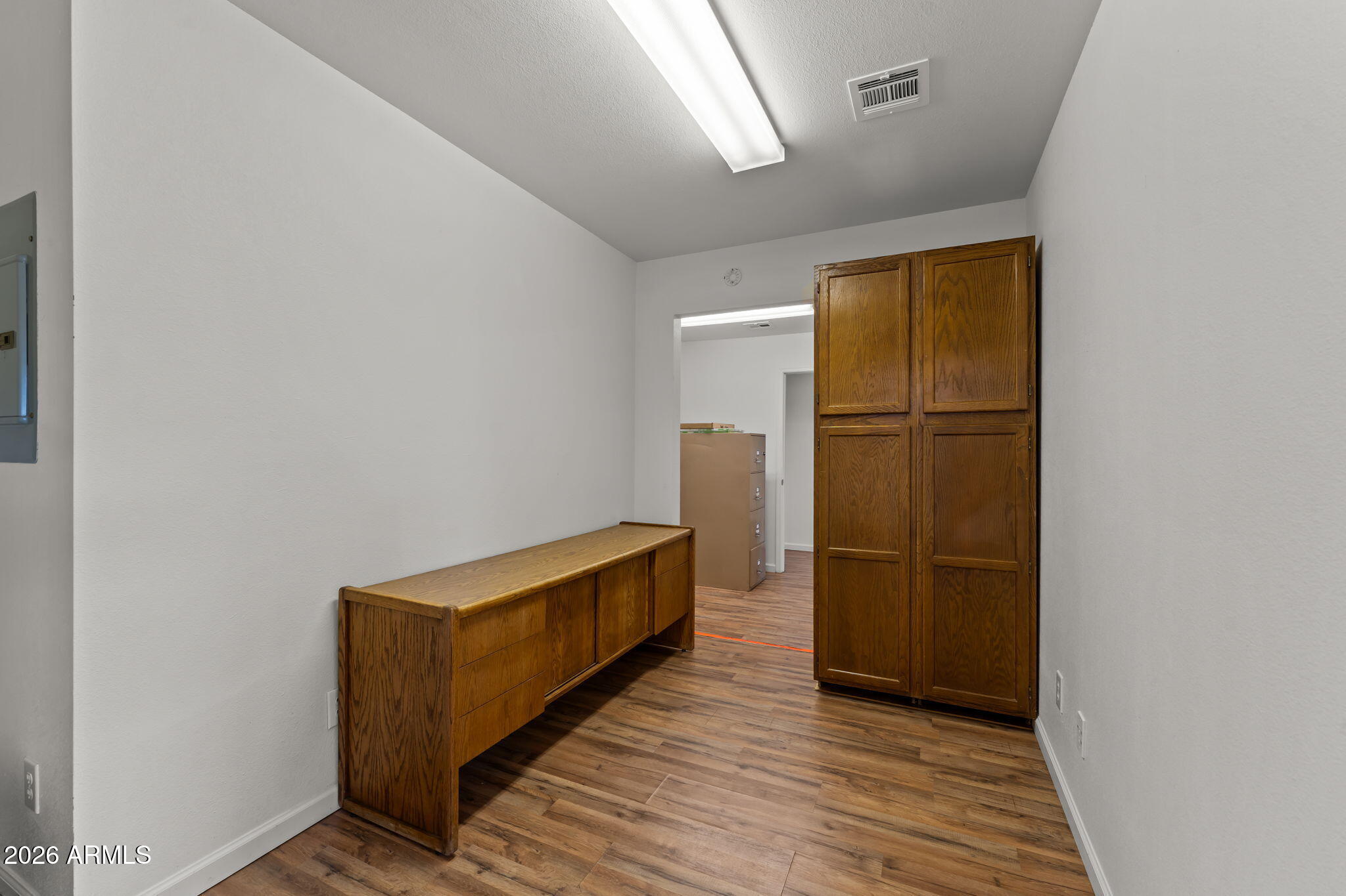 Residential or office - Commercial Sale