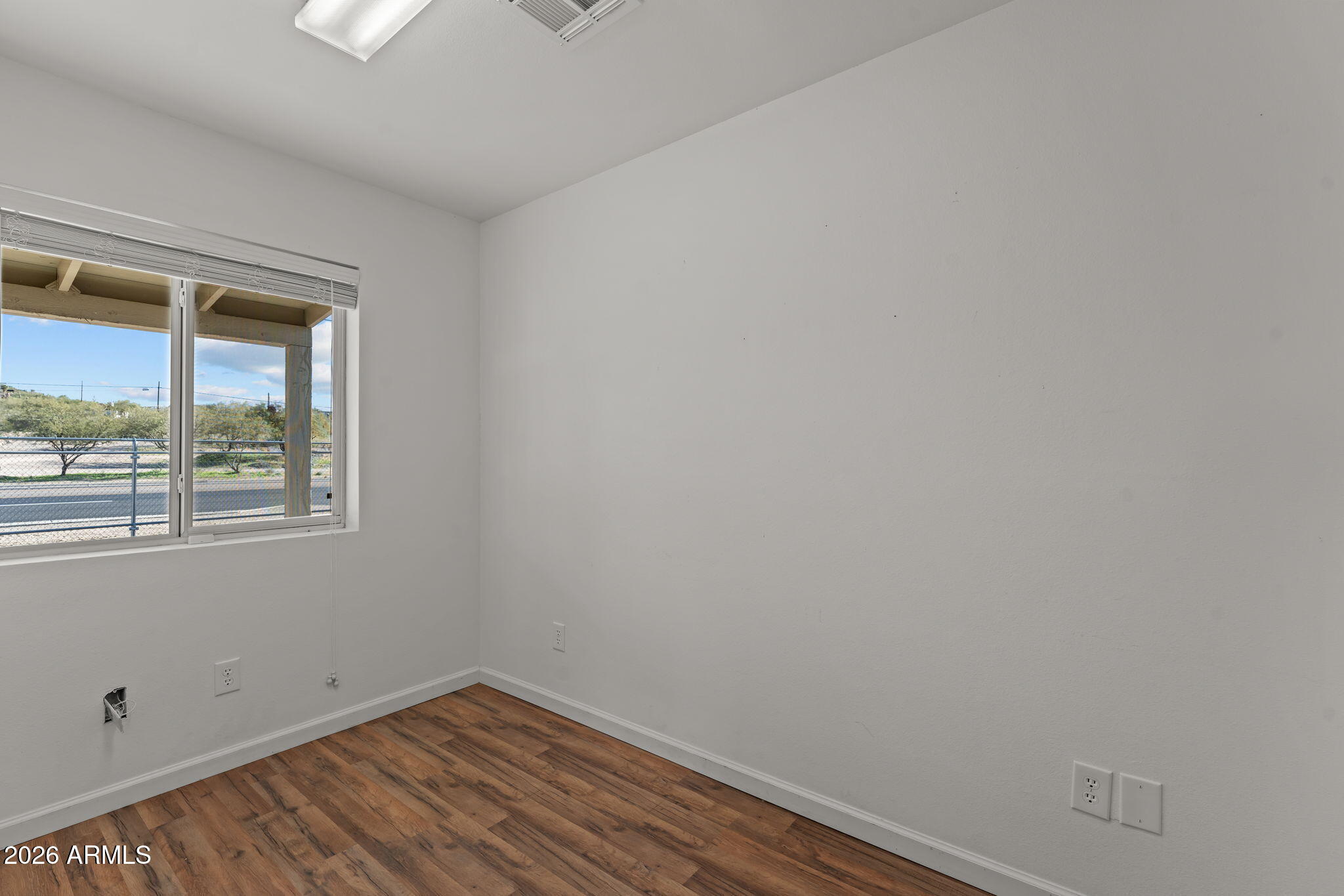 Residential or office - Commercial Sale