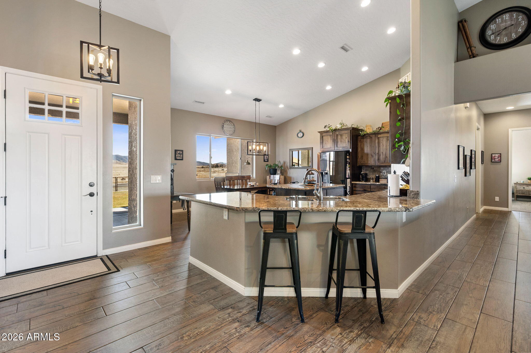 LONESOME VALLEY - Residential