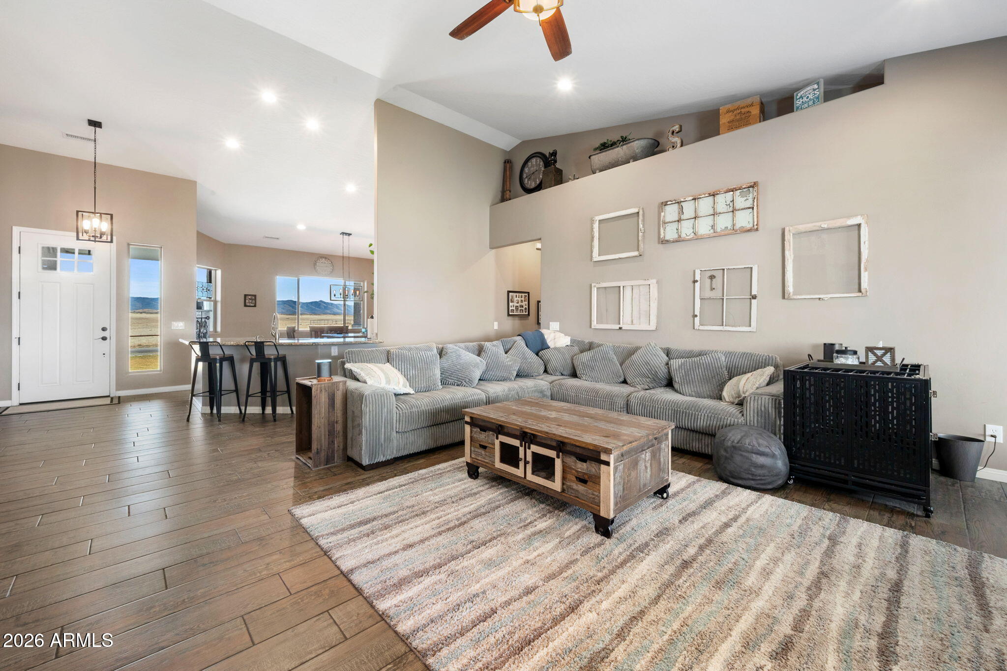 LONESOME VALLEY - Residential
