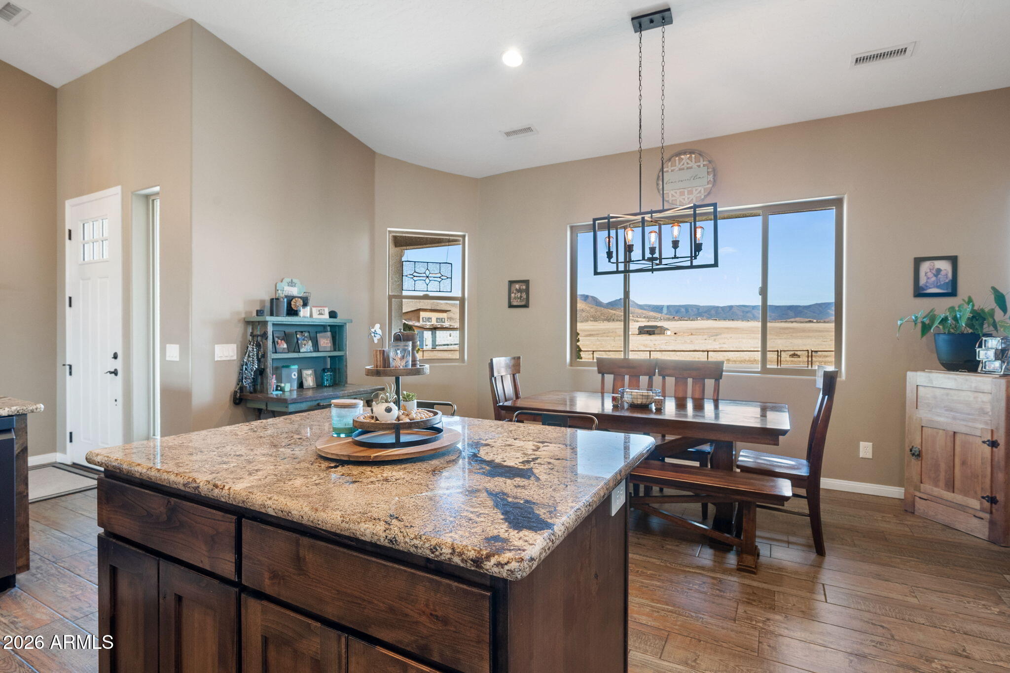LONESOME VALLEY - Residential