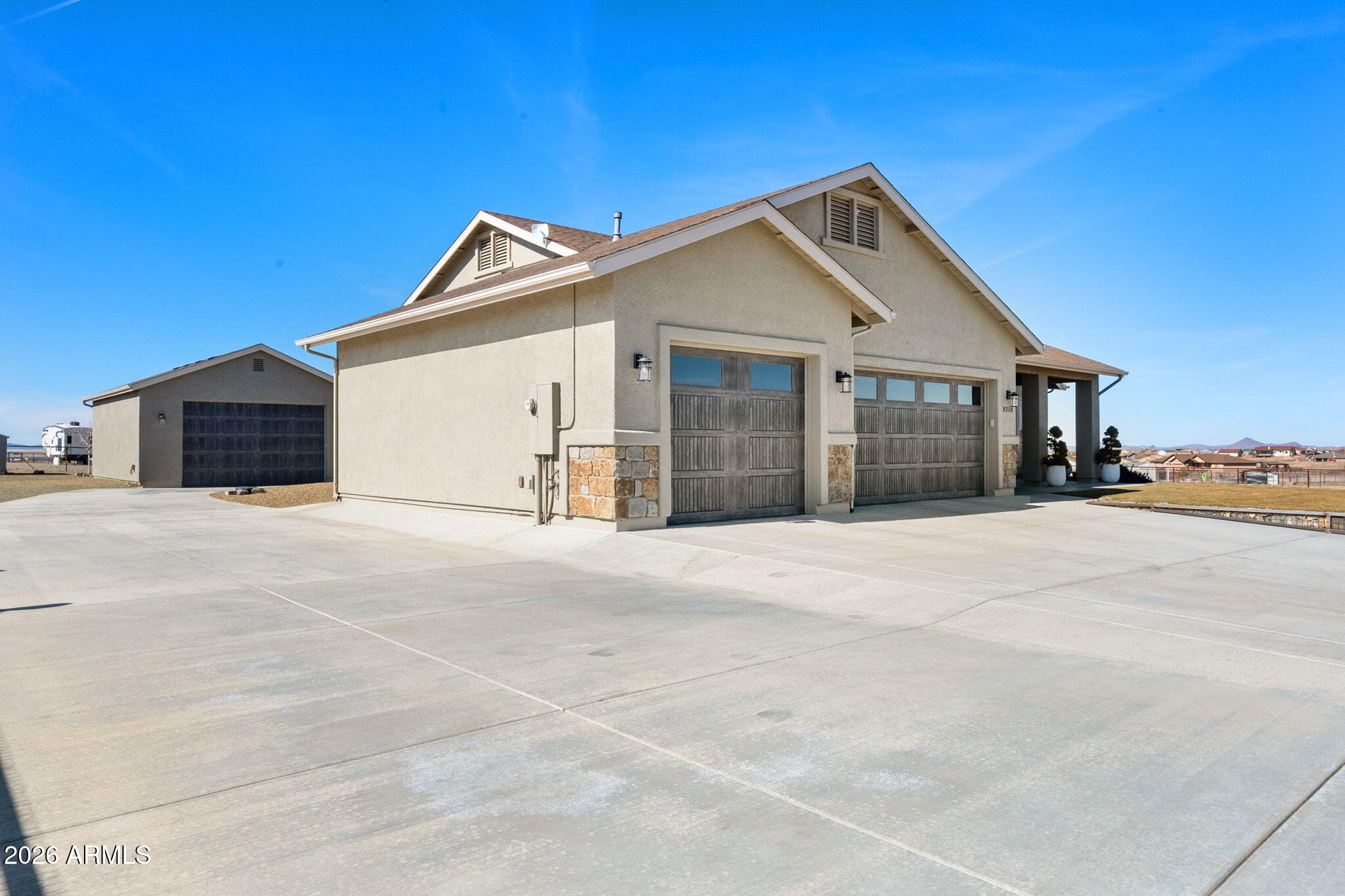 LONESOME VALLEY - Residential