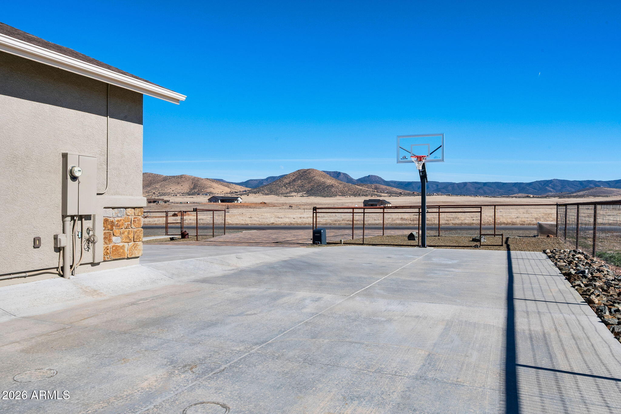 LONESOME VALLEY - Residential