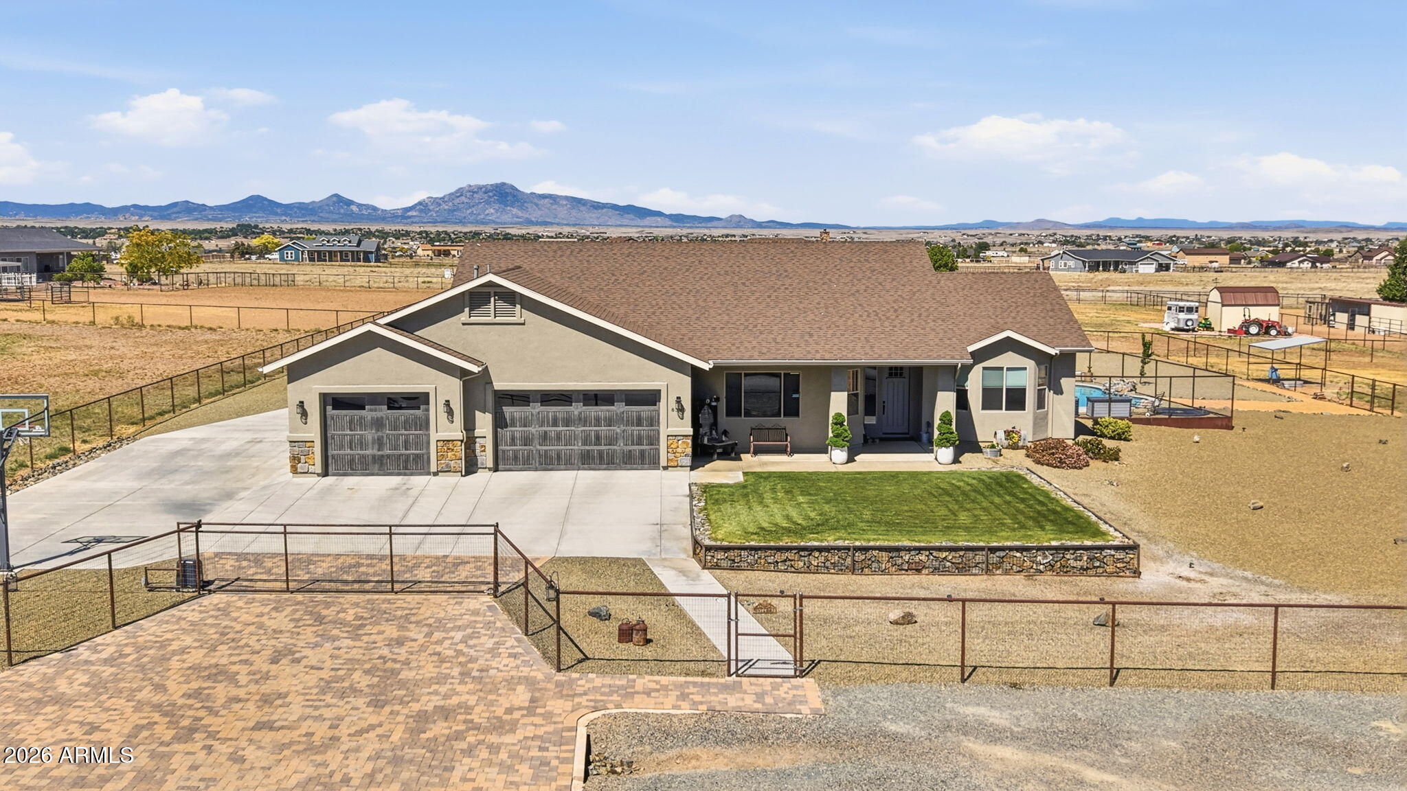 LONESOME VALLEY - Residential