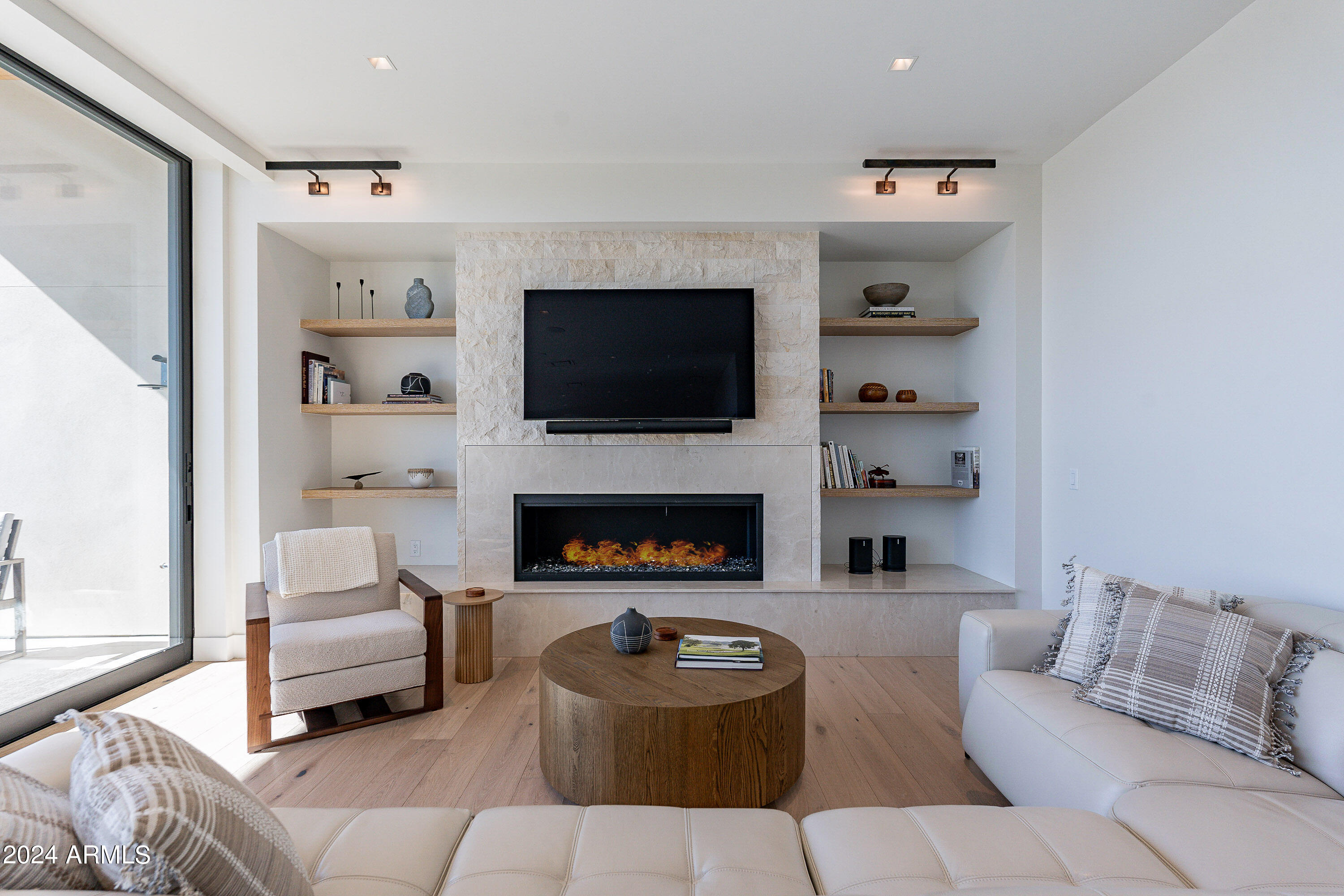ASCENT AT THE PHOENICIAN GOLF VILLAS CONDOMINIUM - Residential