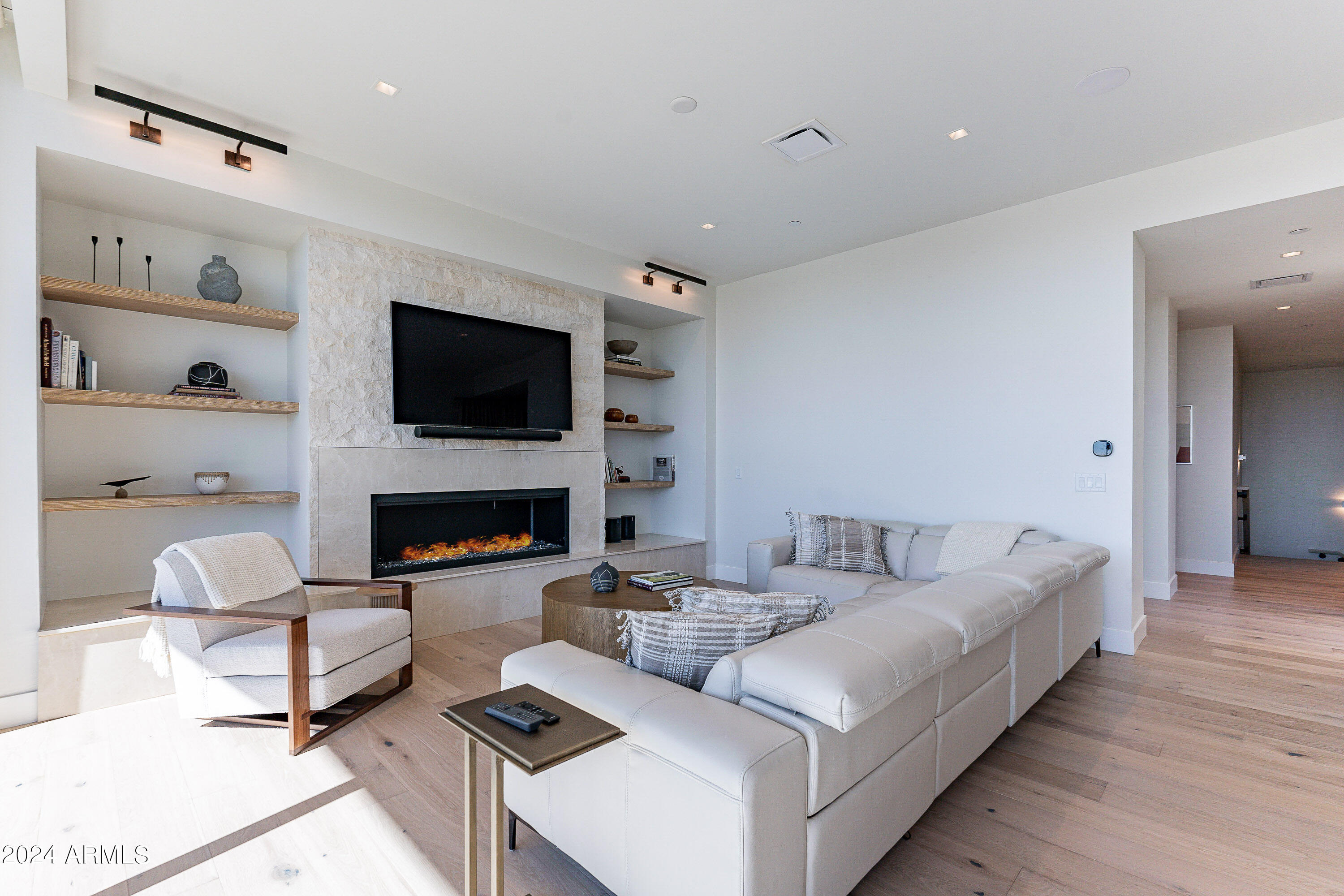 ASCENT AT THE PHOENICIAN GOLF VILLAS CONDOMINIUM - Residential