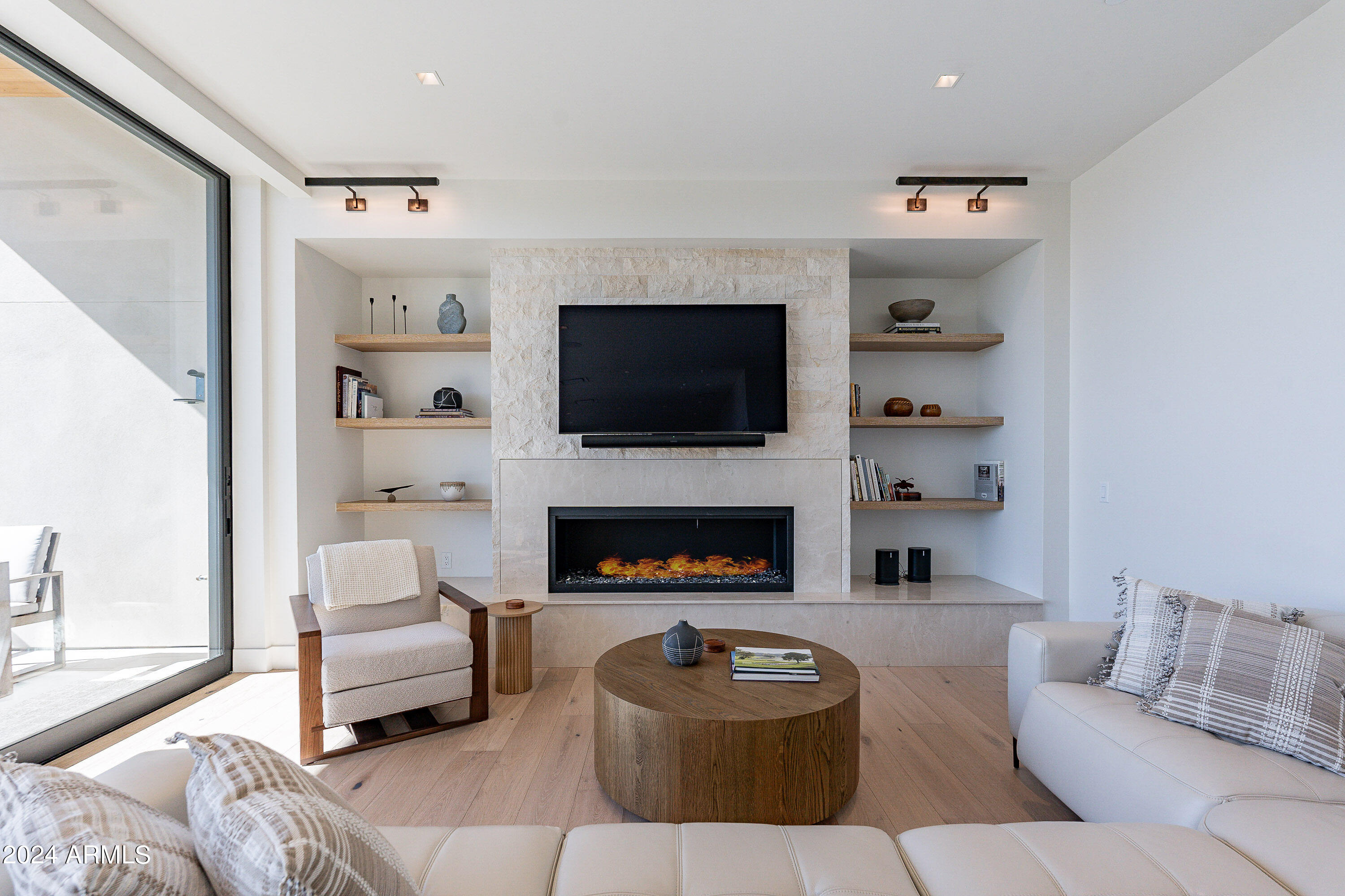 ASCENT AT THE PHOENICIAN GOLF VILLAS CONDOMINIUM - Residential