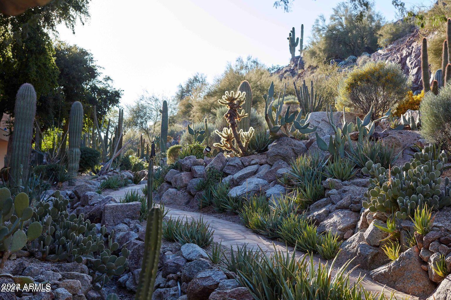 ASCENT AT THE PHOENICIAN GOLF VILLAS CONDOMINIUM - Residential