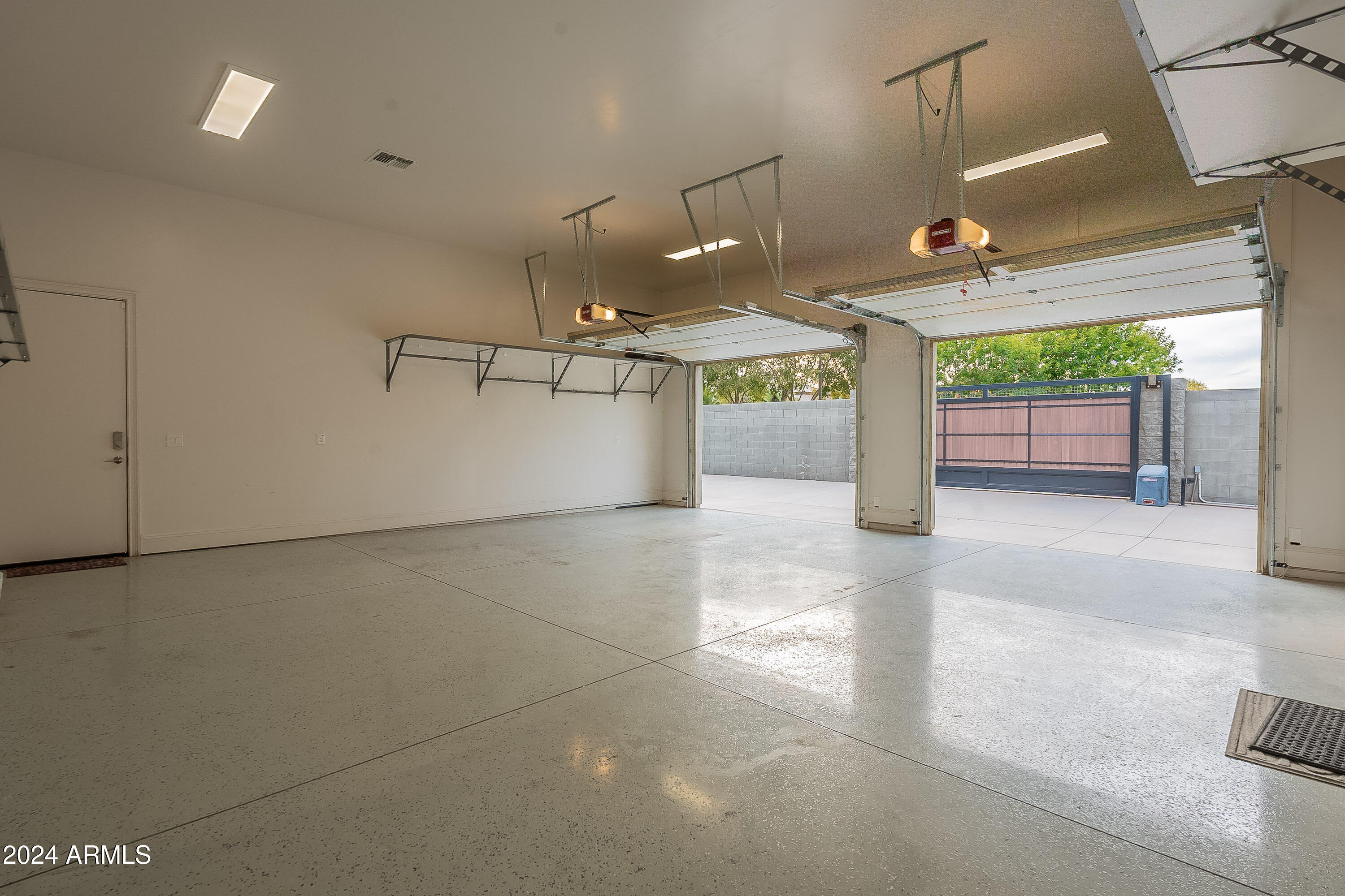 HIGLEY ESTATES - Residential