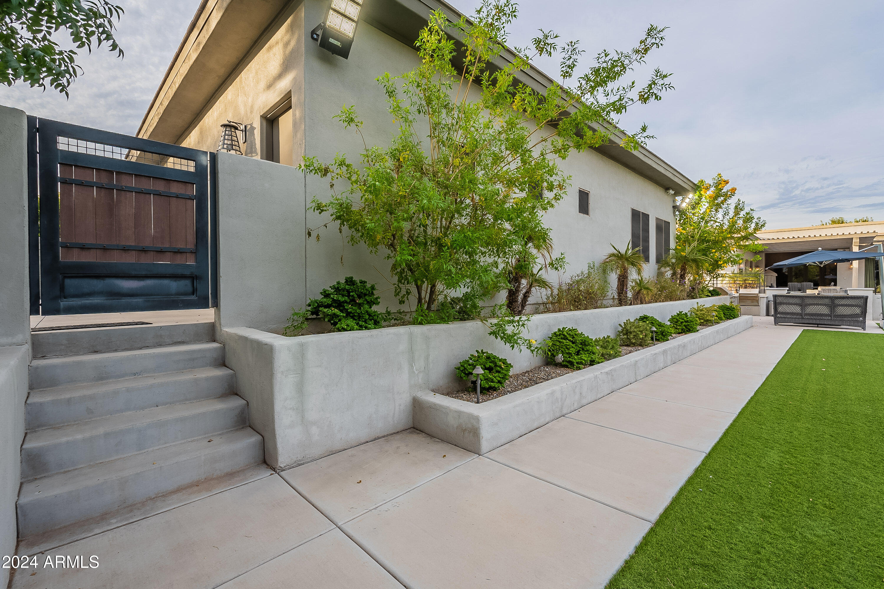 HIGLEY ESTATES - Residential