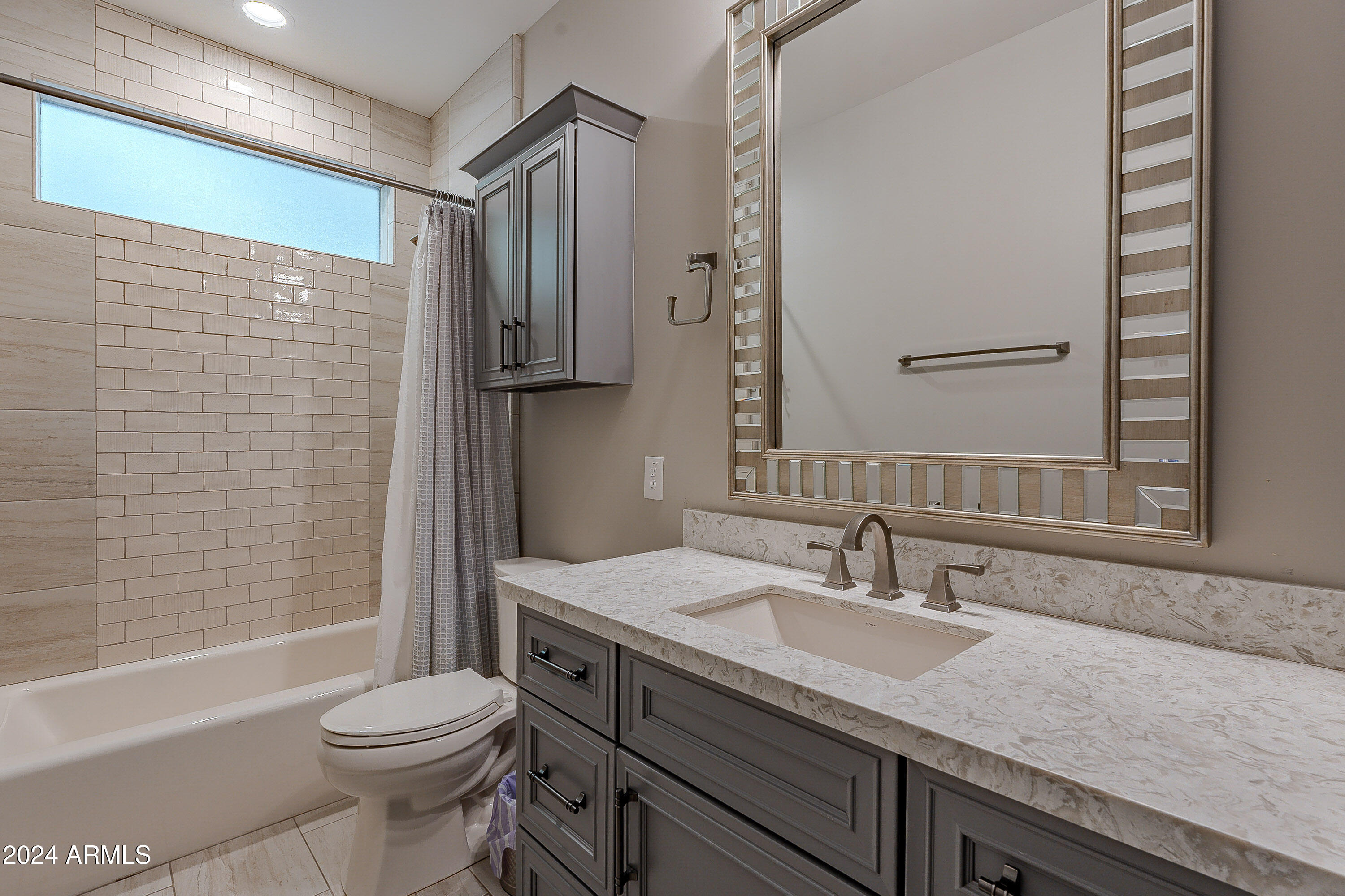 HIGLEY ESTATES - Residential