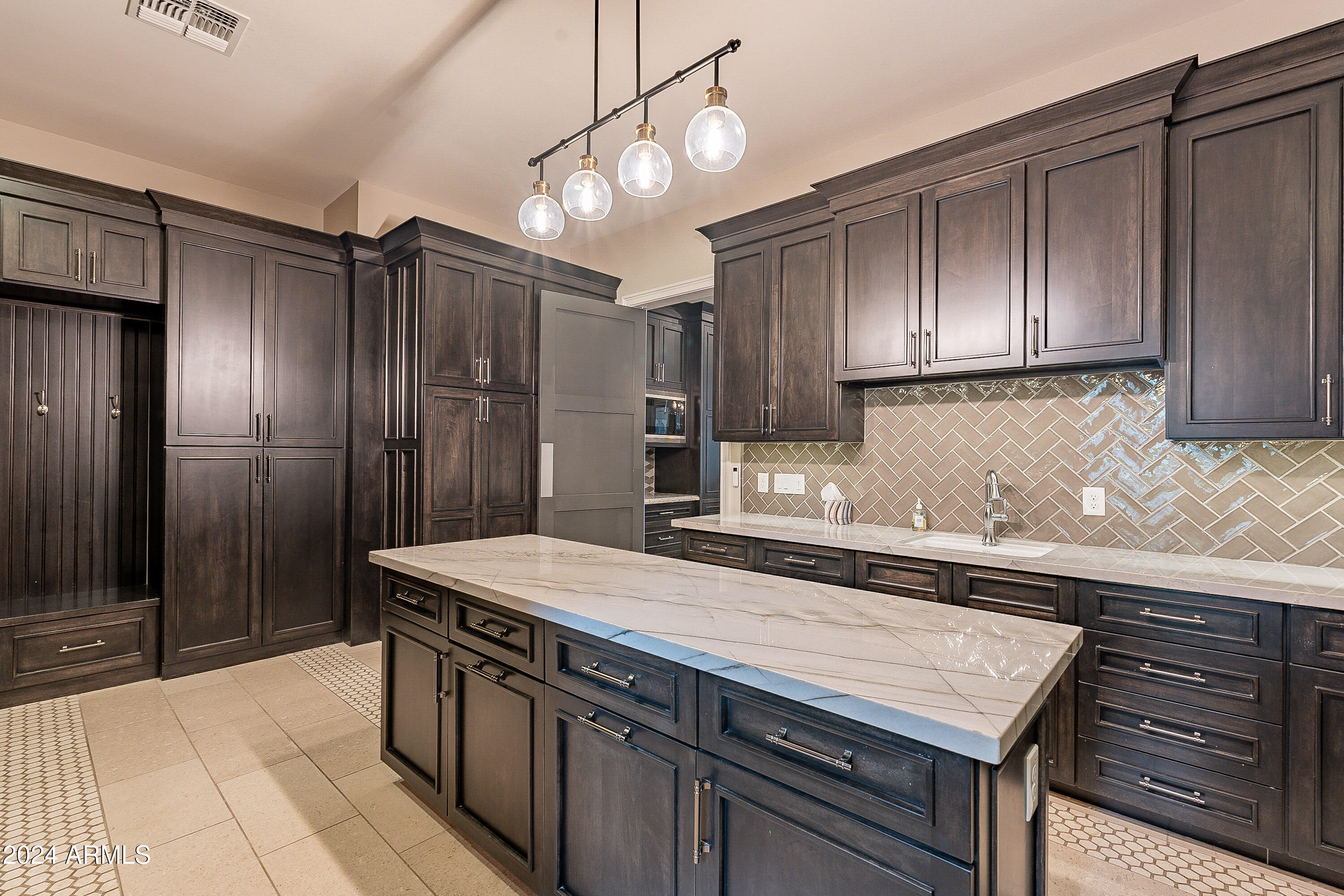 HIGLEY ESTATES - Residential