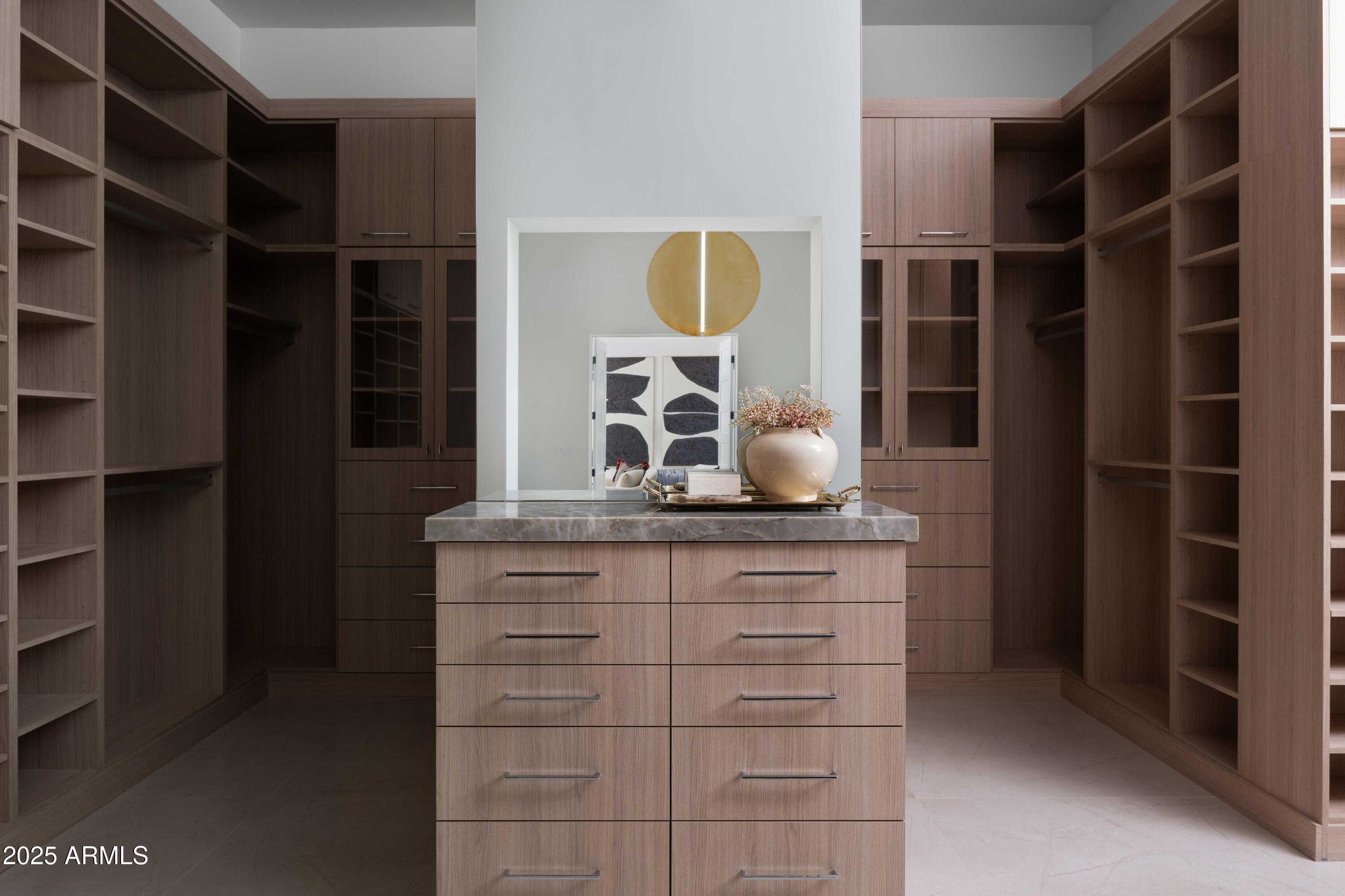 QUARTZ VALLEY - Residential