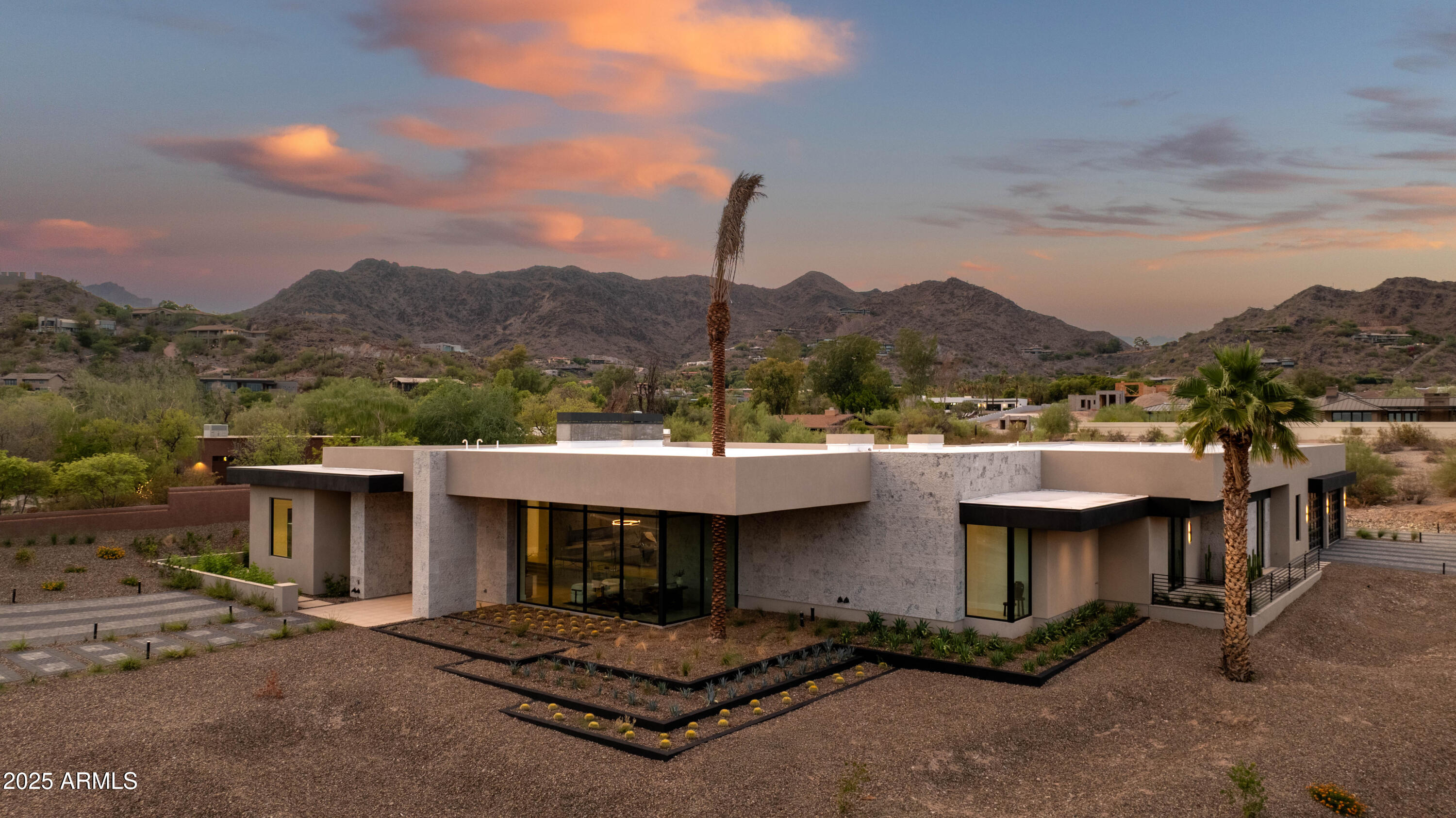 QUARTZ VALLEY - Residential