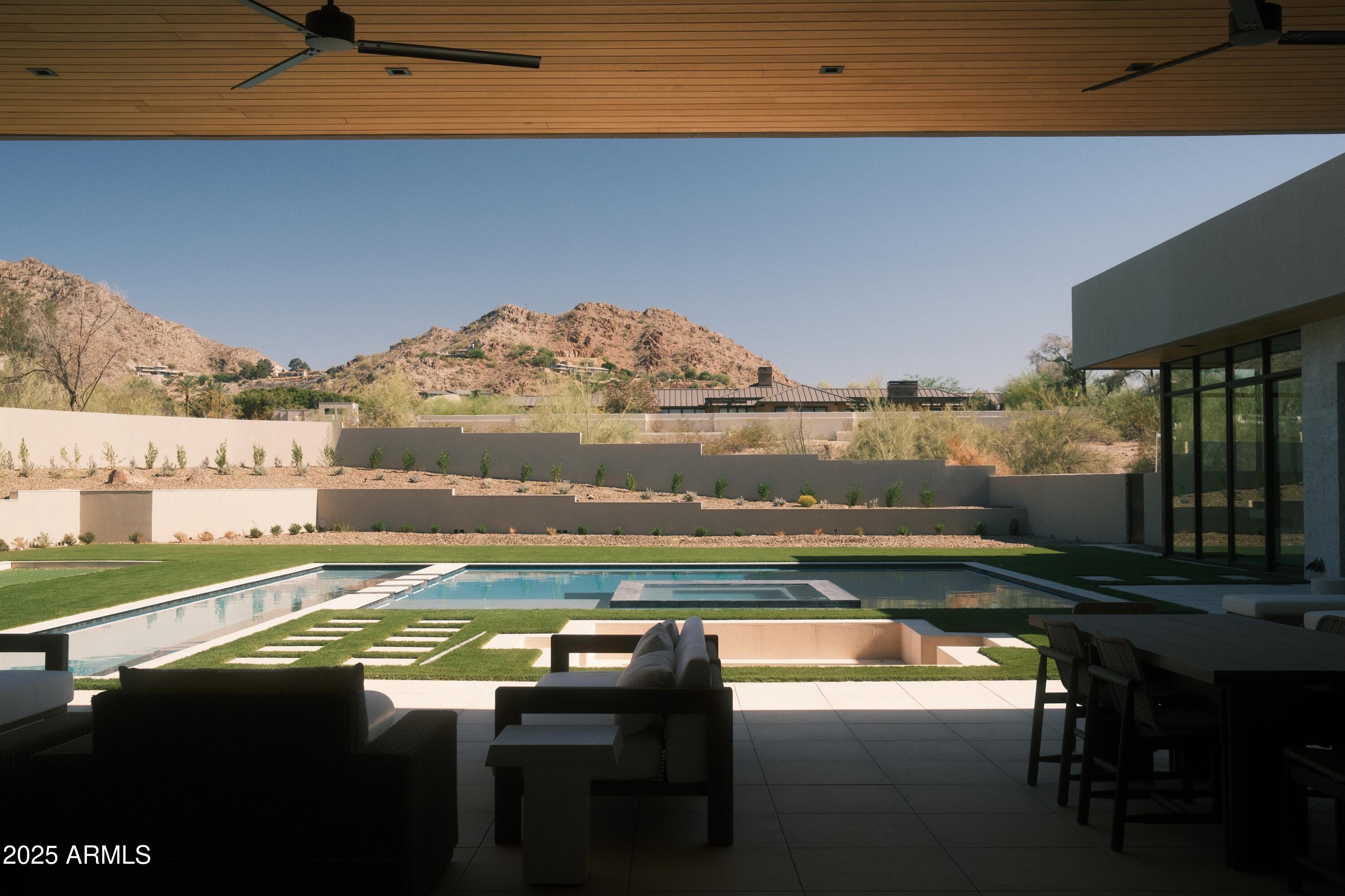 QUARTZ VALLEY - Residential