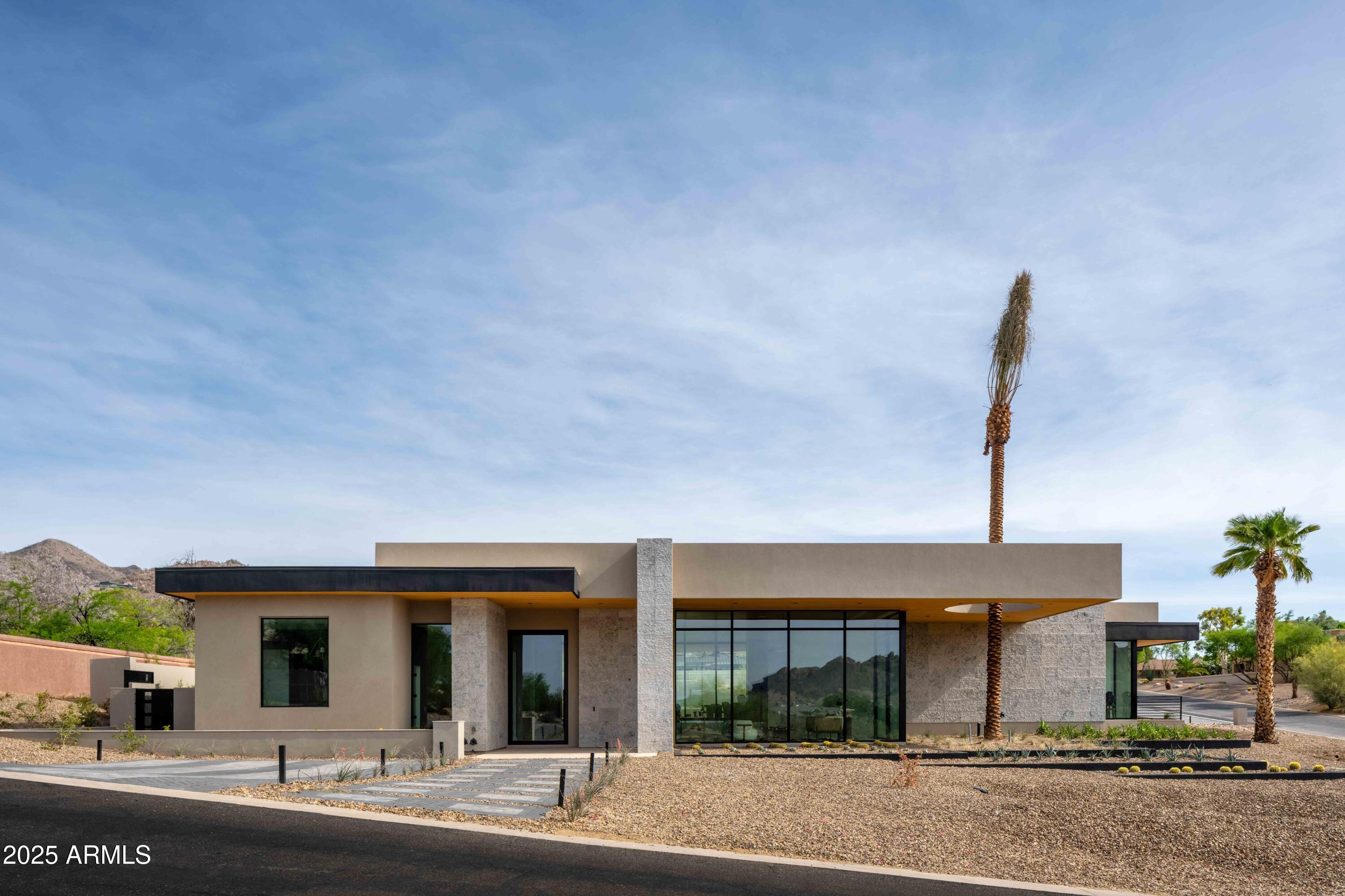 QUARTZ VALLEY - Residential