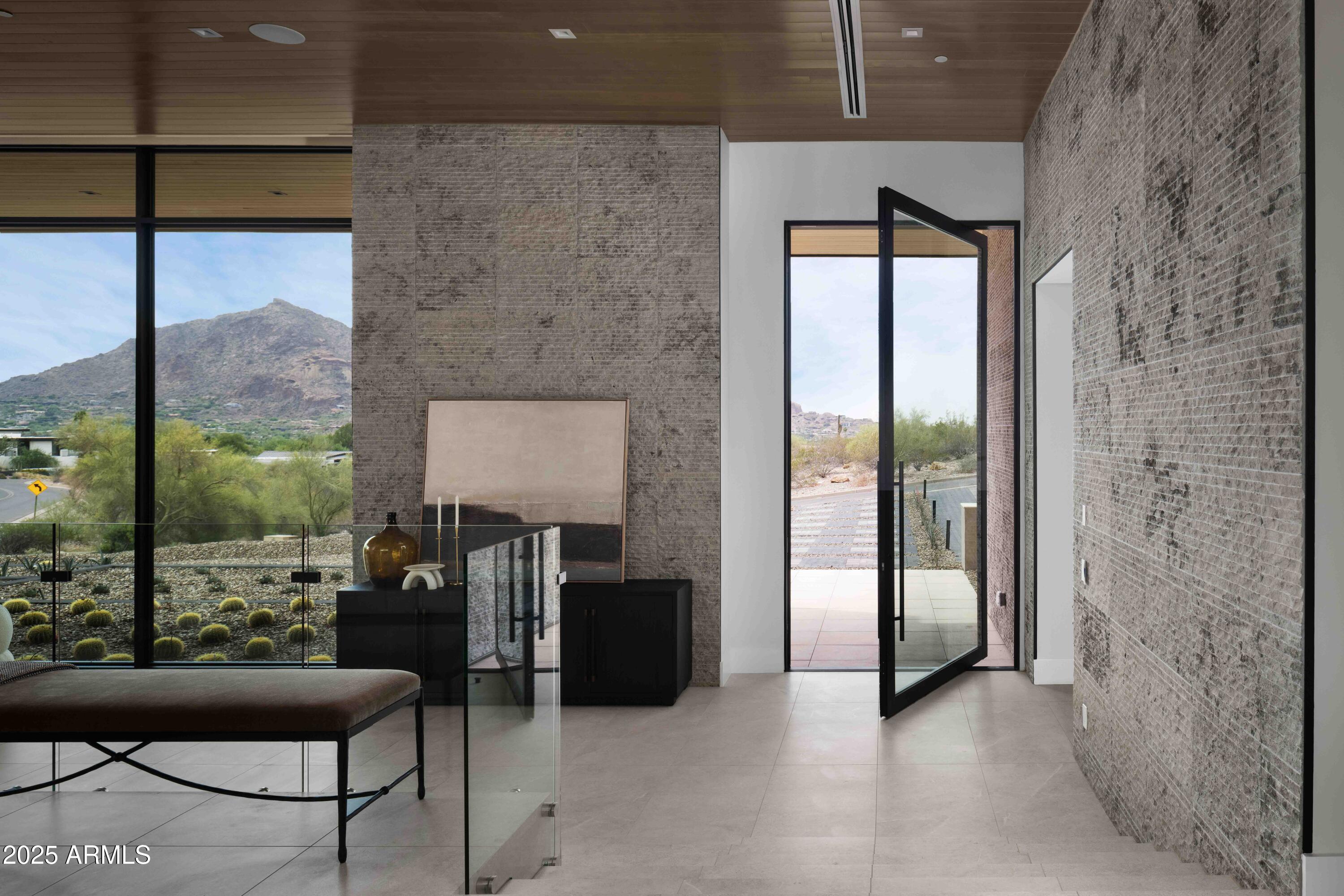 QUARTZ VALLEY - Residential