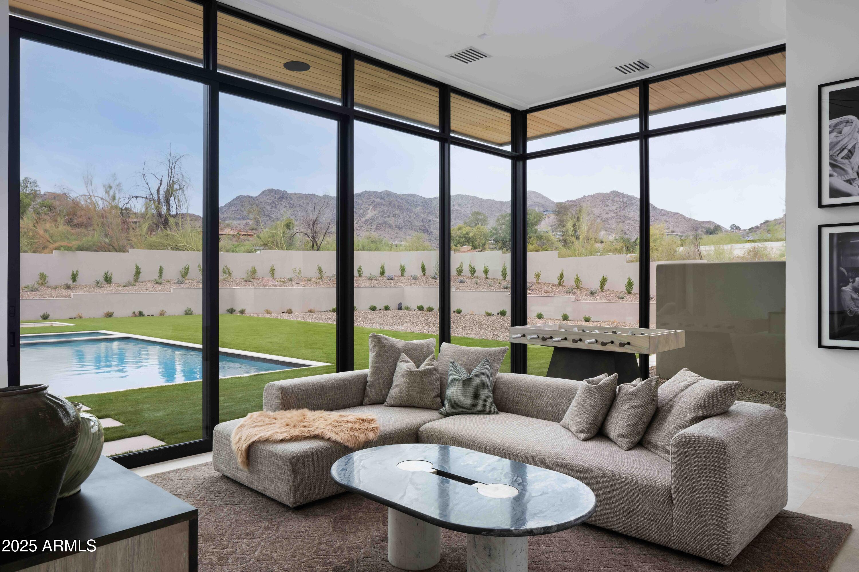 QUARTZ VALLEY - Residential
