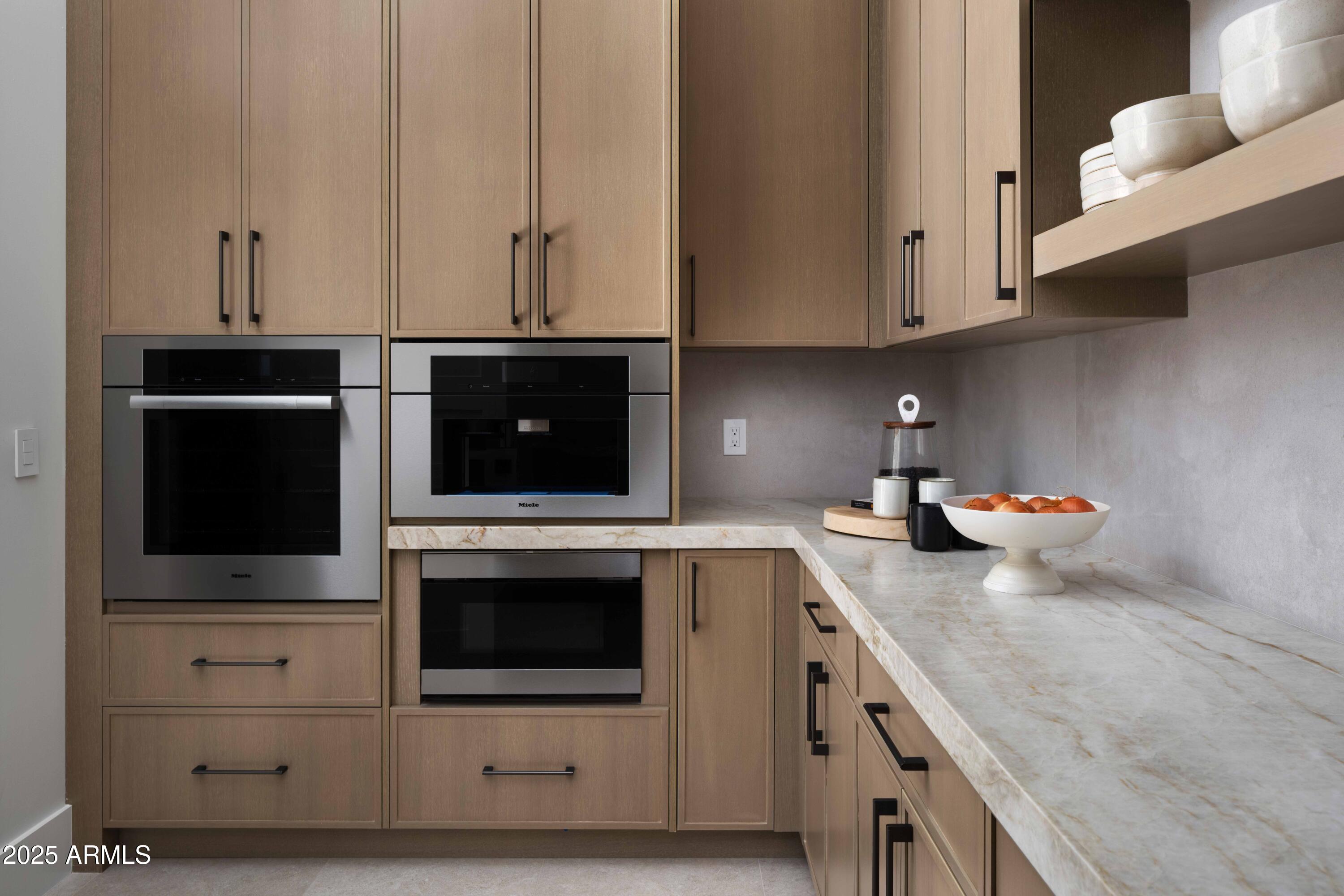 QUARTZ VALLEY - Residential