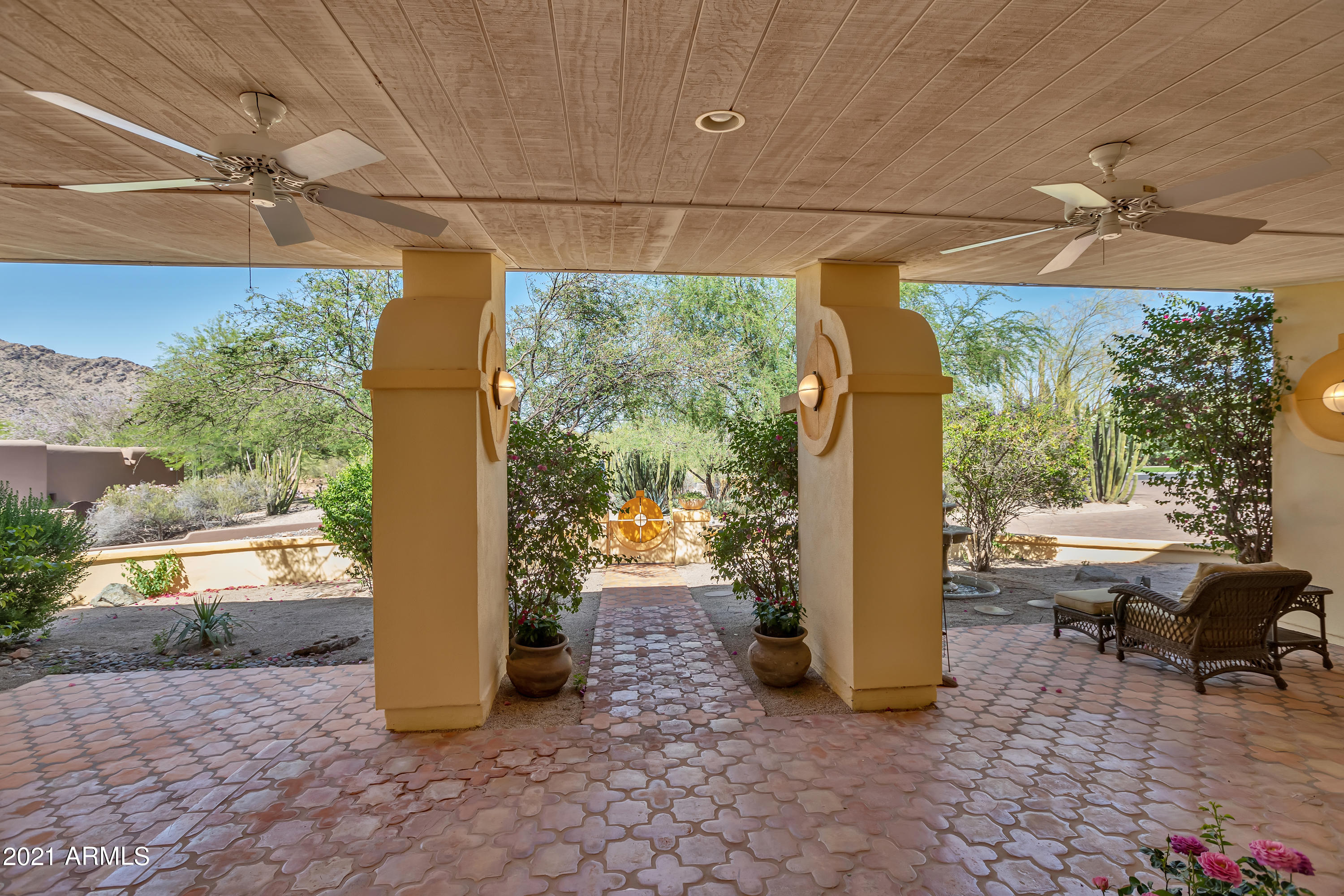 STARLIGHT GARDENS - Residential
