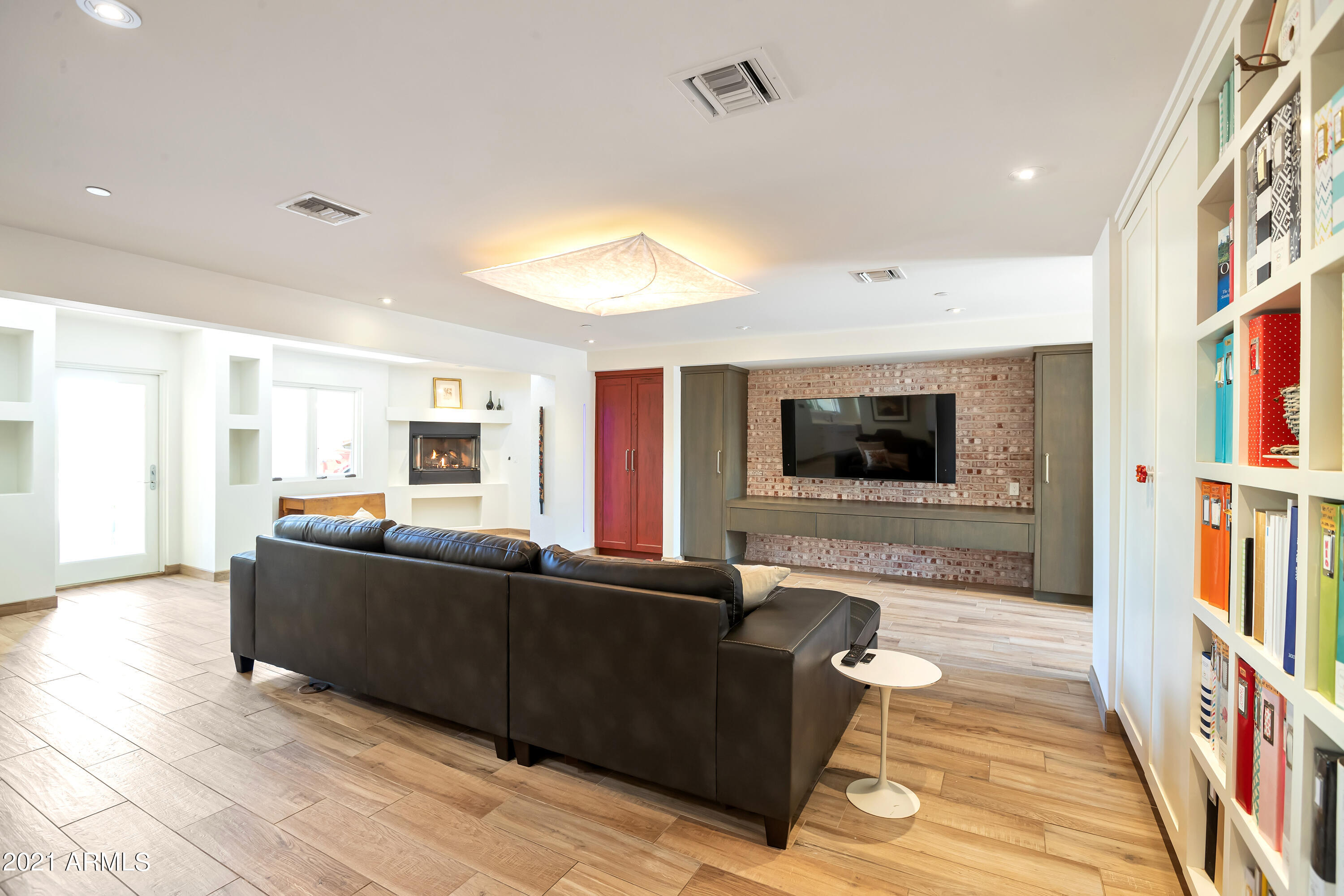 STARLIGHT GARDENS - Residential