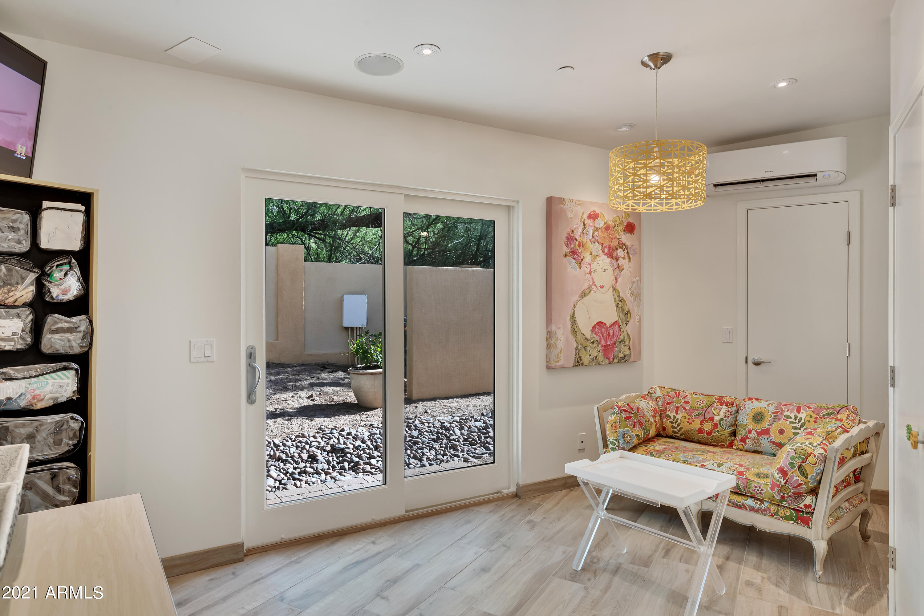 STARLIGHT GARDENS - Residential