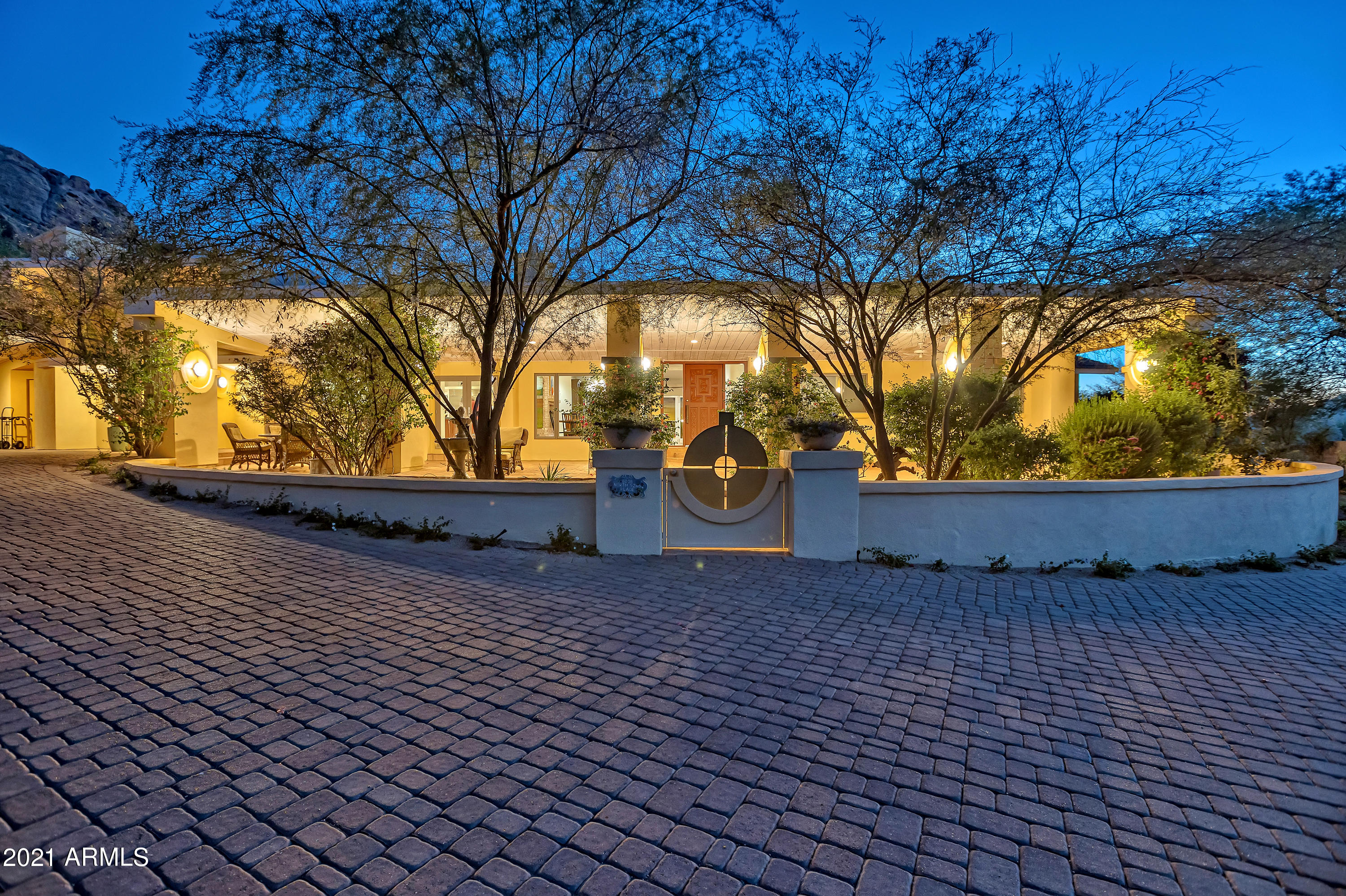STARLIGHT GARDENS - Residential