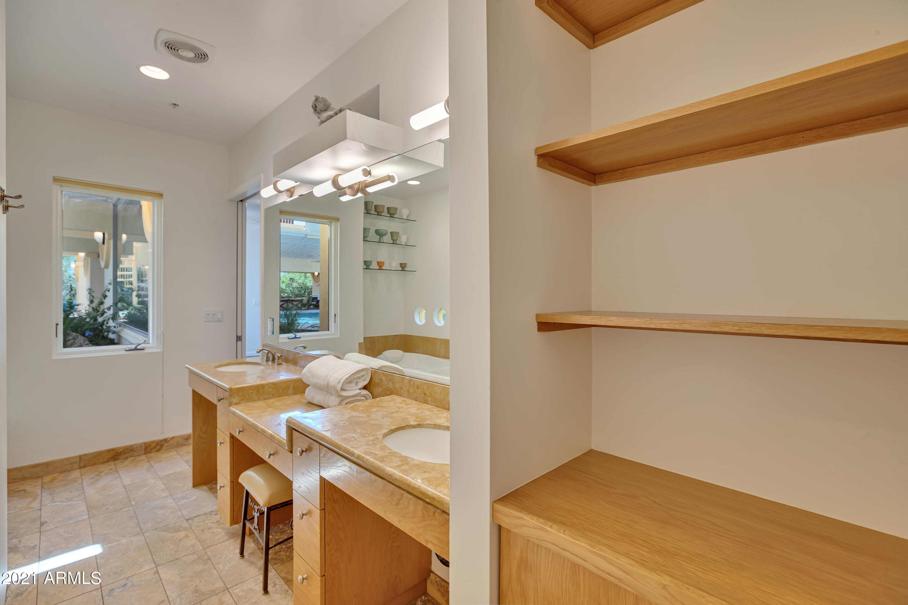 STARLIGHT GARDENS - Residential