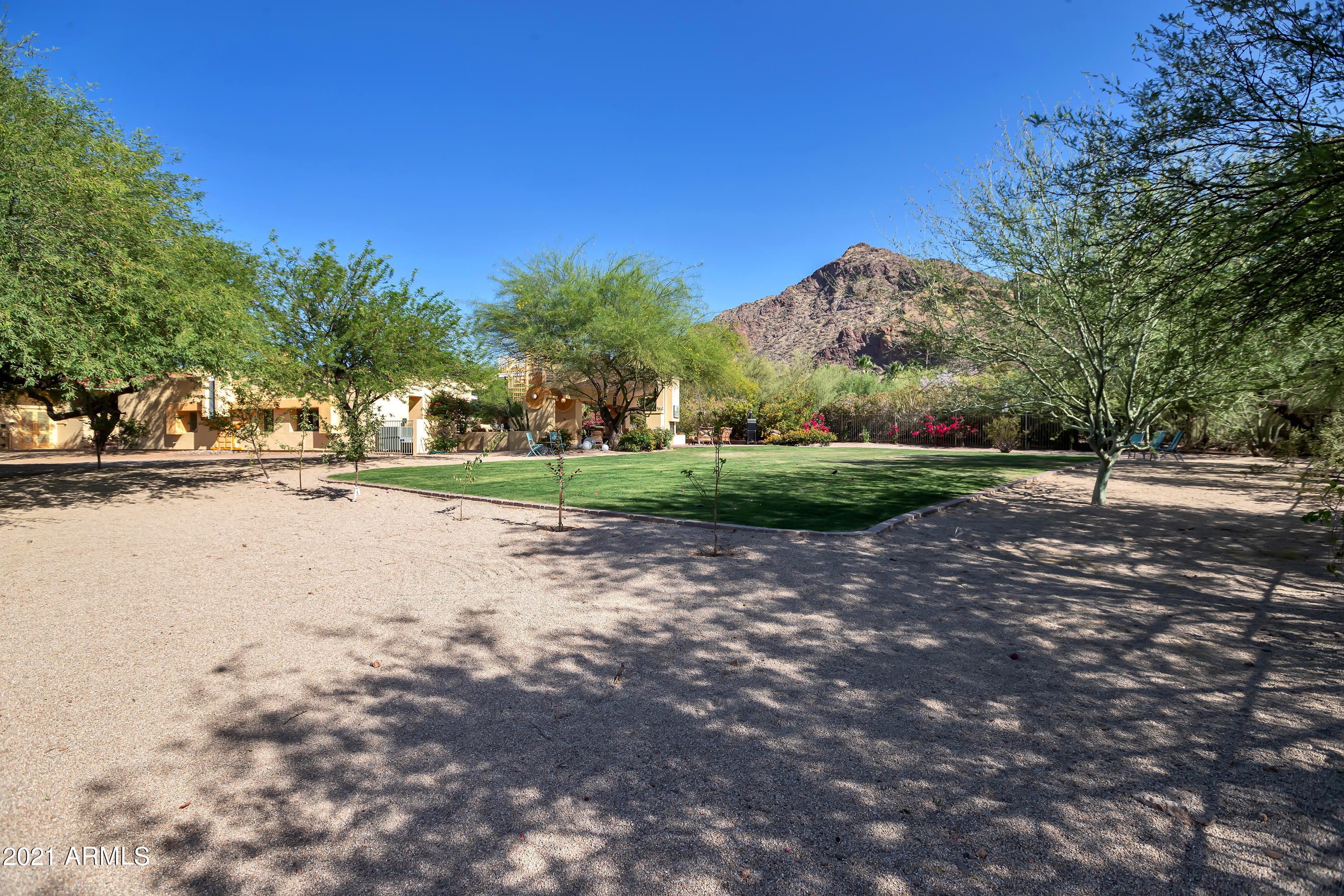 STARLIGHT GARDENS - Residential