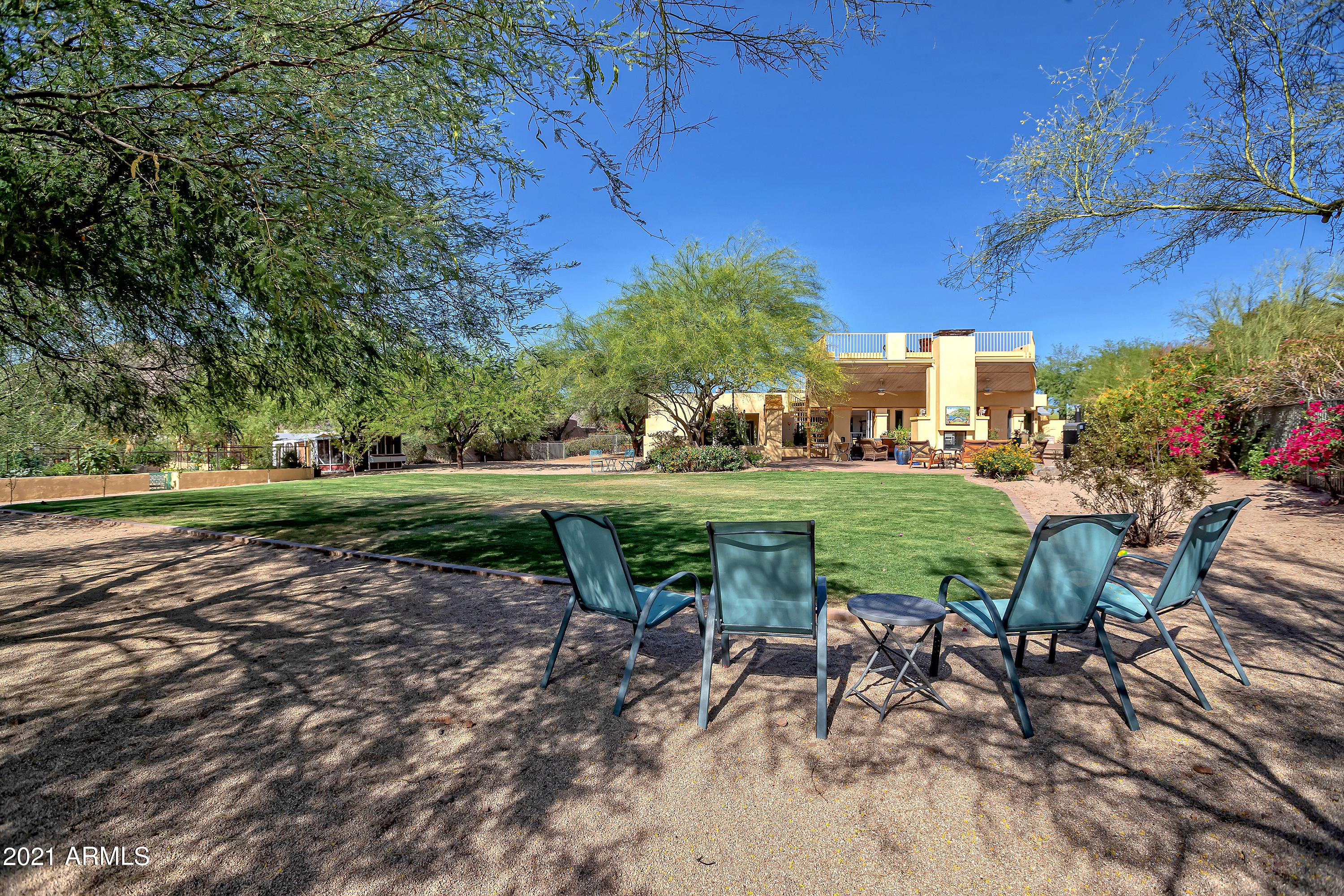 STARLIGHT GARDENS - Residential