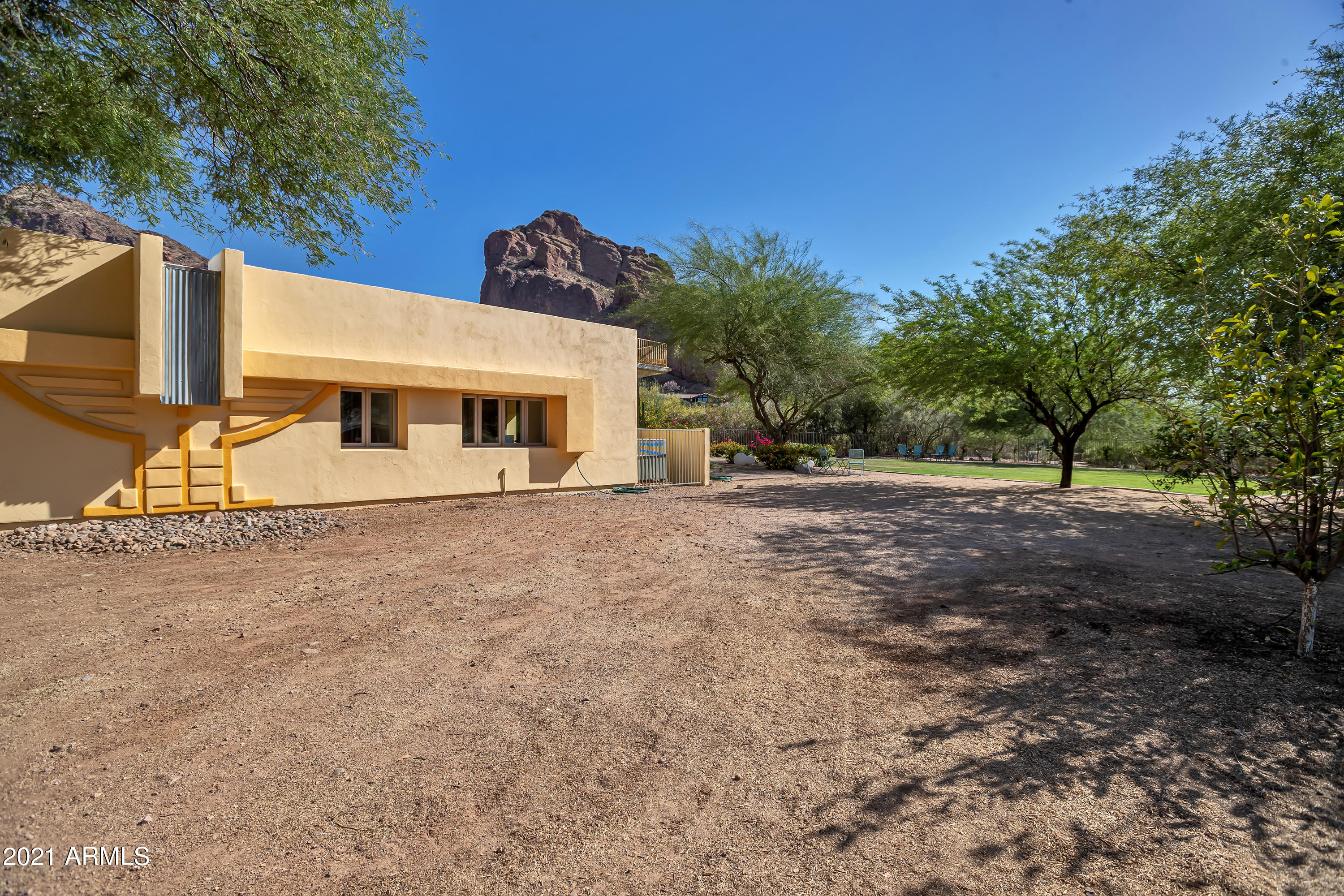 STARLIGHT GARDENS - Residential