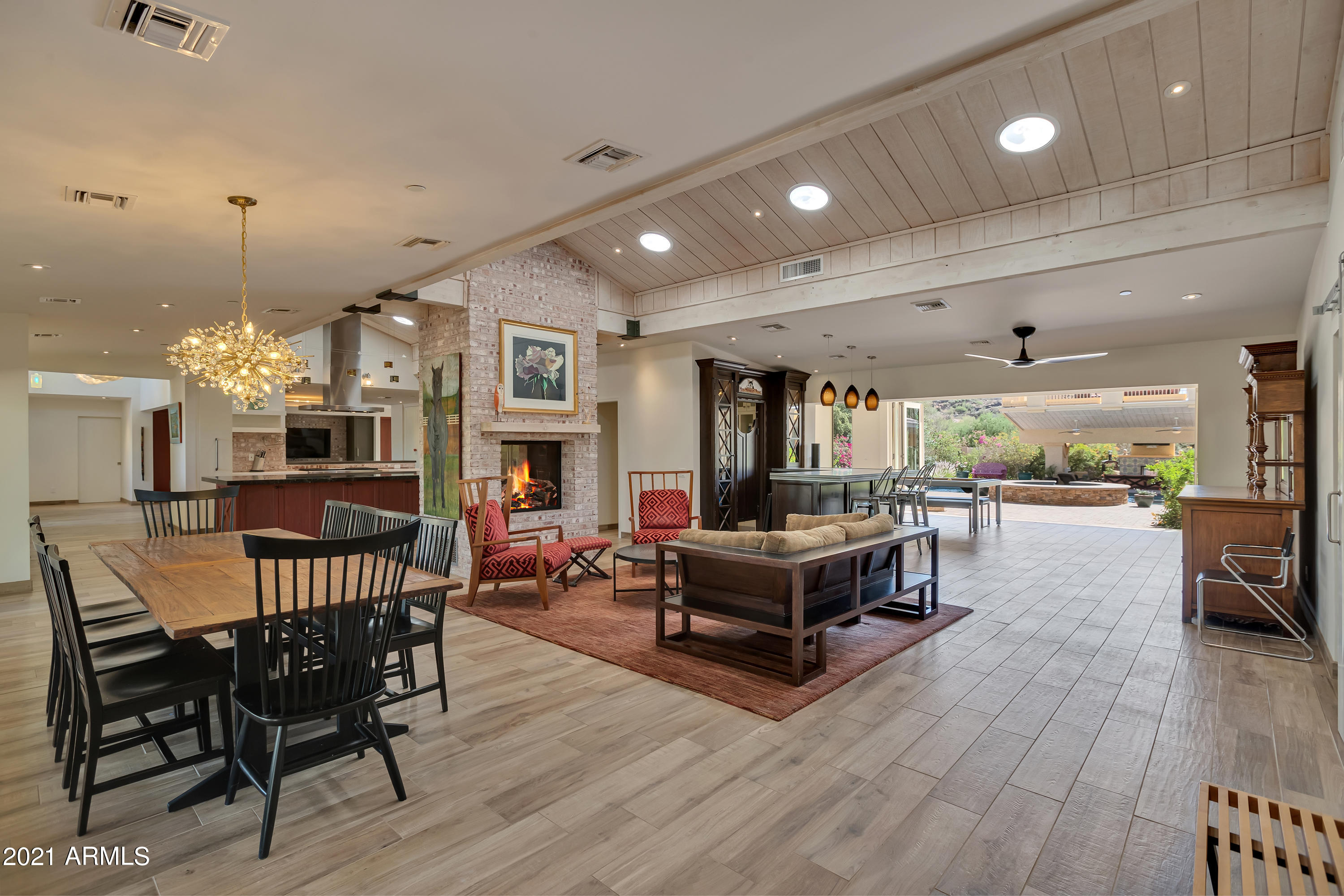 STARLIGHT GARDENS - Residential