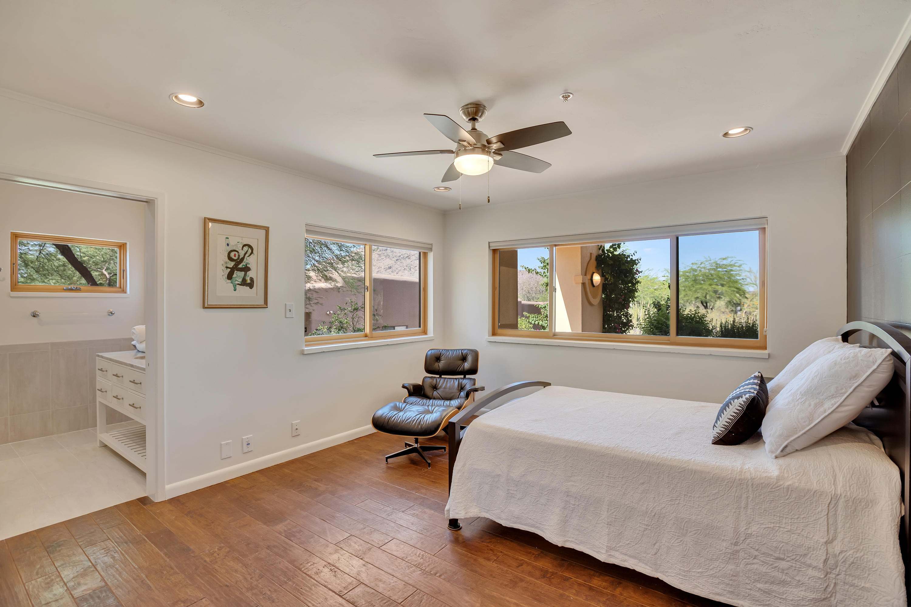 STARLIGHT GARDENS - Residential