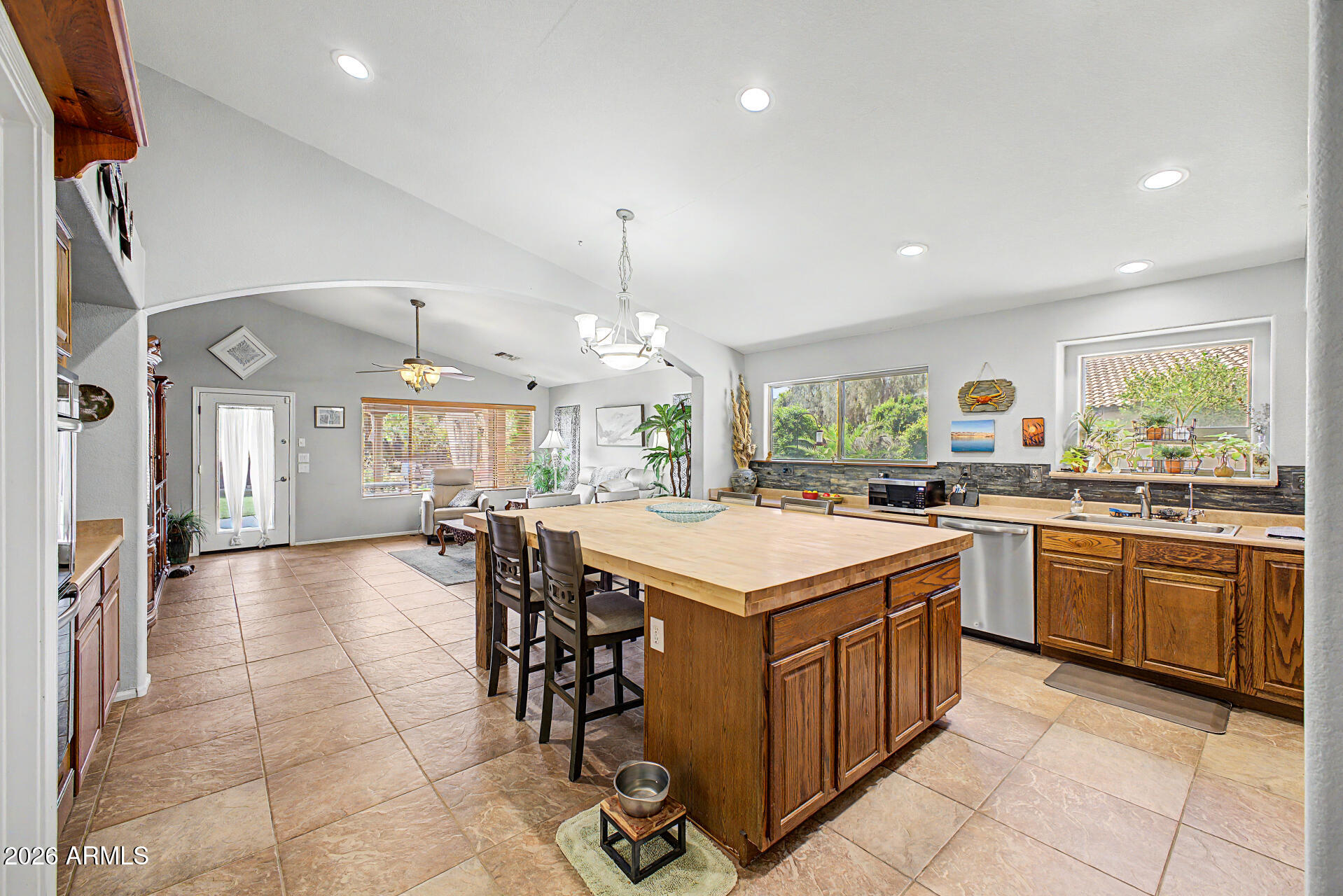 VILLAGES AT QUEEN CREEK - Residential